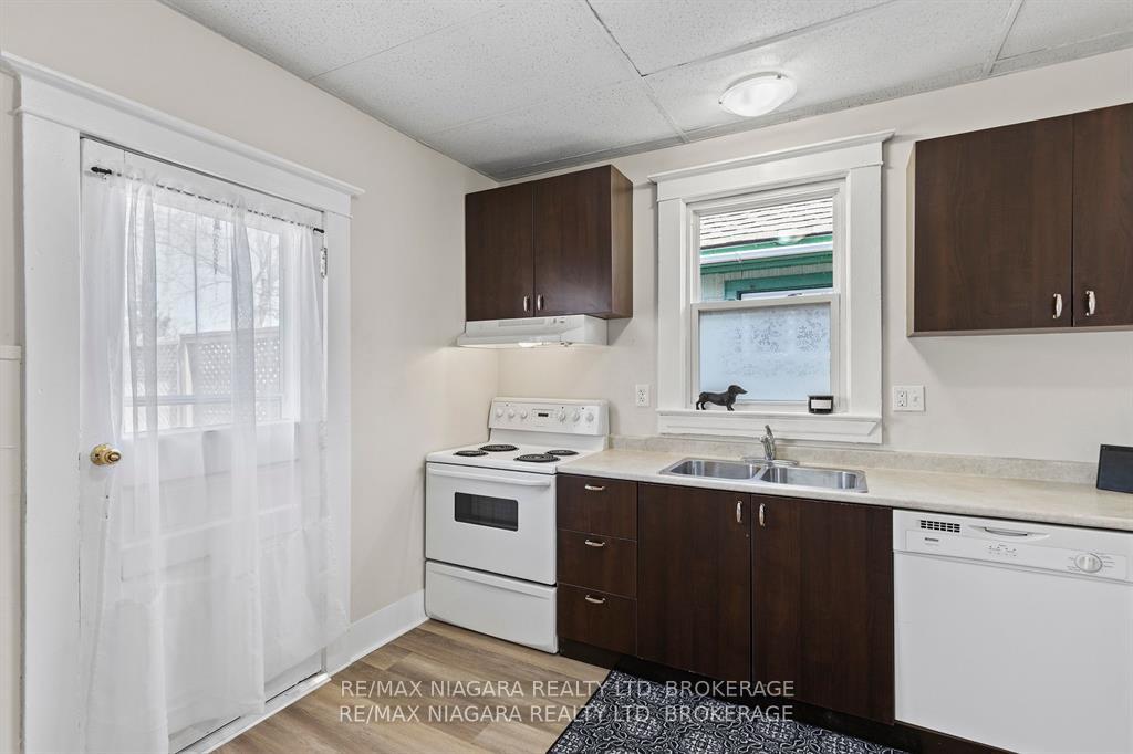 Photo 16 of 28 Ann Street, Thorold, Thorold Downtown — HOMEH