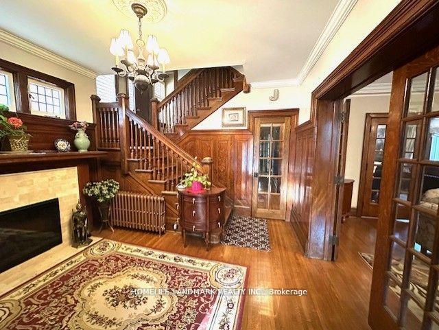 Photo 2 of 147 Madison Avenue, Toronto, The Annex — HOMEH
