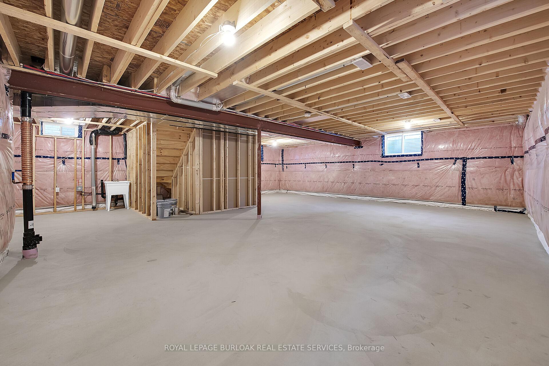 Photo 31 of 35 Willson Drive, Thorold, Hurricane/Merrittville — HOMEH