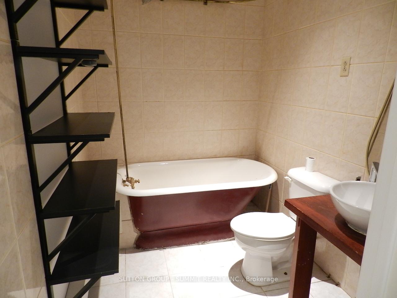 Photo 8 of Unit 202, 24 Baldwin Street, Toronto, Kensington-Chinatown — HOMEH