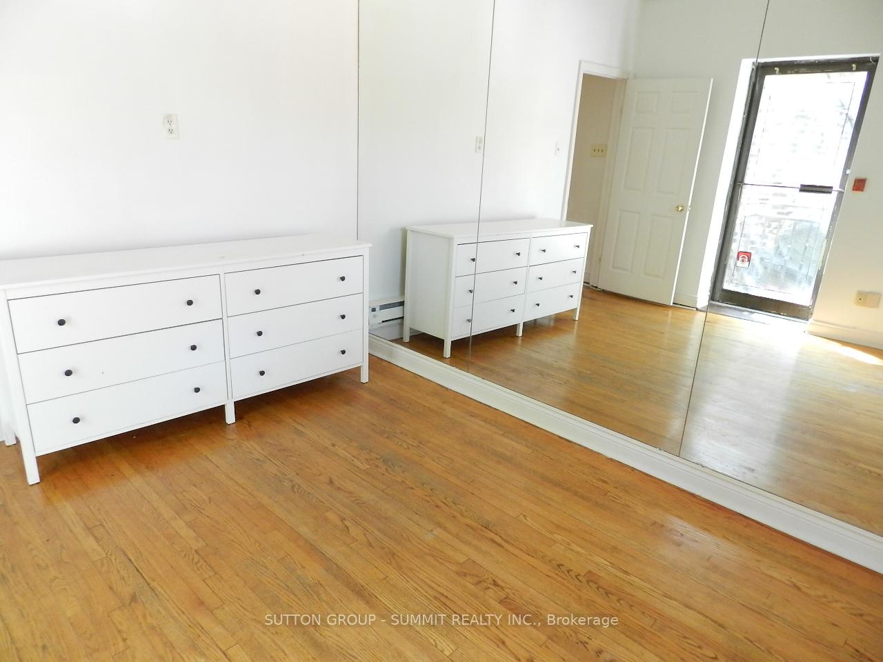 Photo 10 of Unit 202, 24 Baldwin Street, Toronto, Kensington-Chinatown — HOMEH