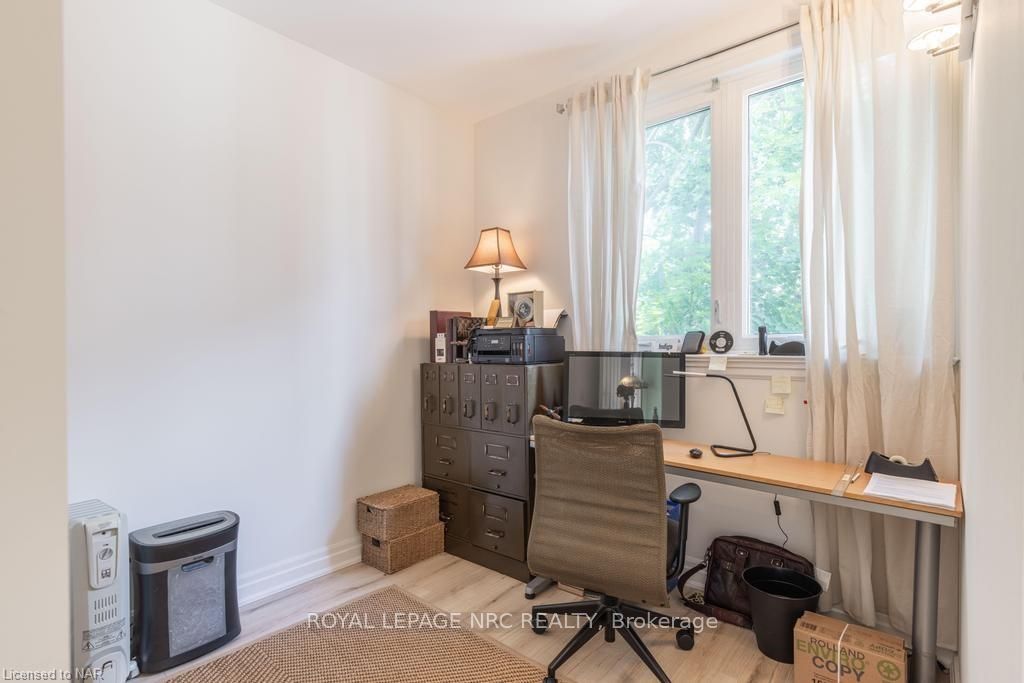 Photo 19 of 60 Burnaby Boulevard, Toronto, Lawrence Park South — HOMEH