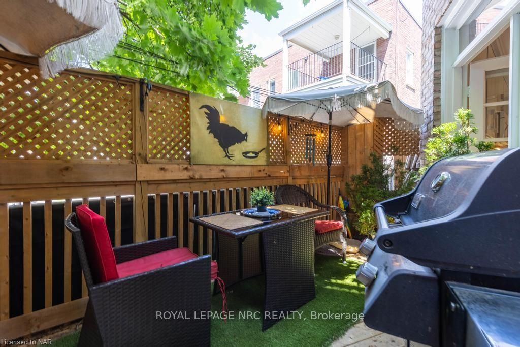 Photo 13 of 60 Burnaby Boulevard, Toronto, Lawrence Park South — HOMEH