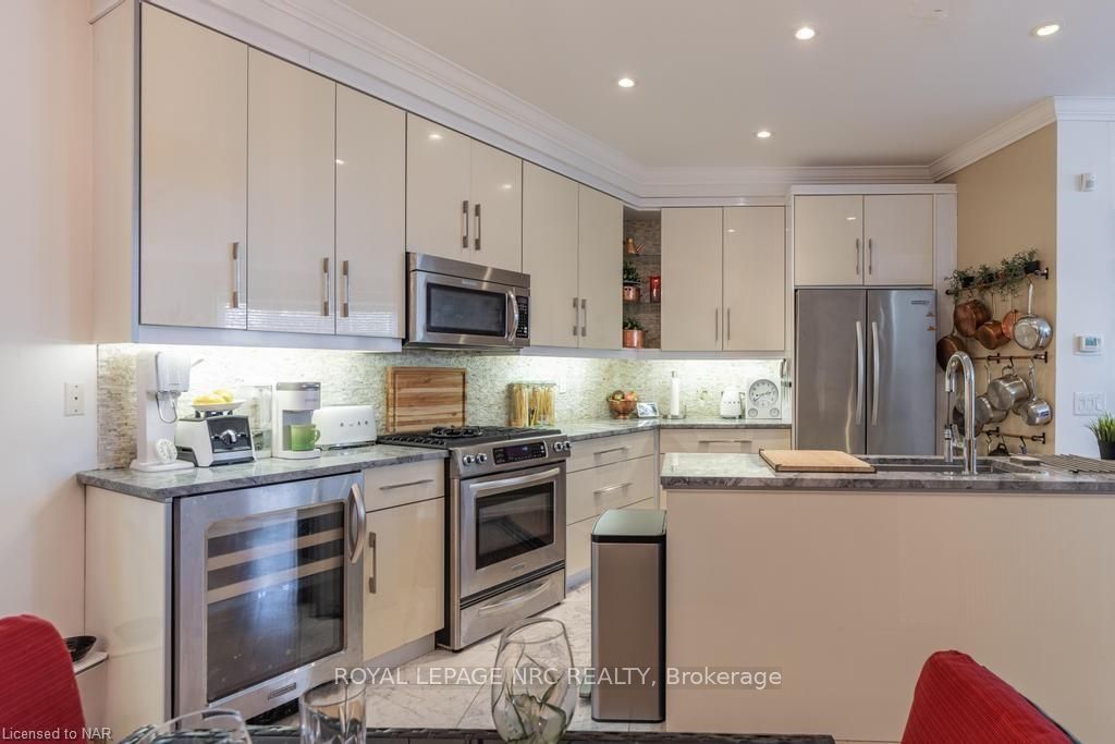 Photo 9 of 60 Burnaby Boulevard, Toronto, Lawrence Park South — HOMEH