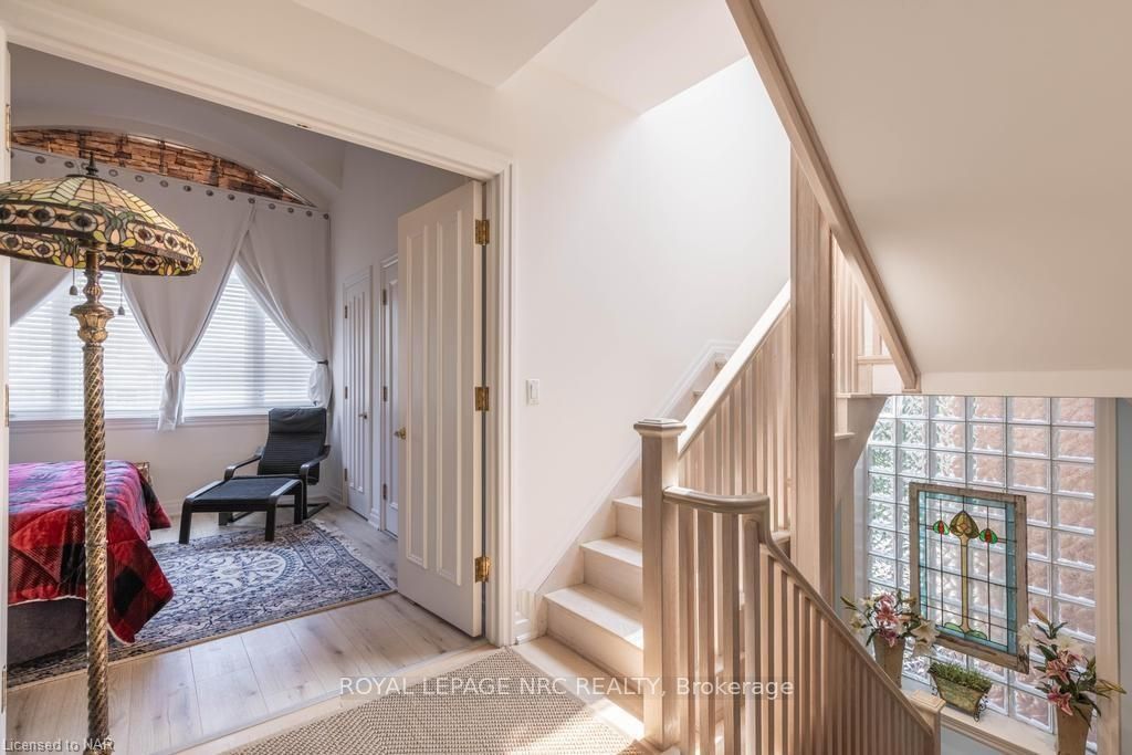 Photo 15 of 60 Burnaby Boulevard, Toronto, Lawrence Park South — HOMEH
