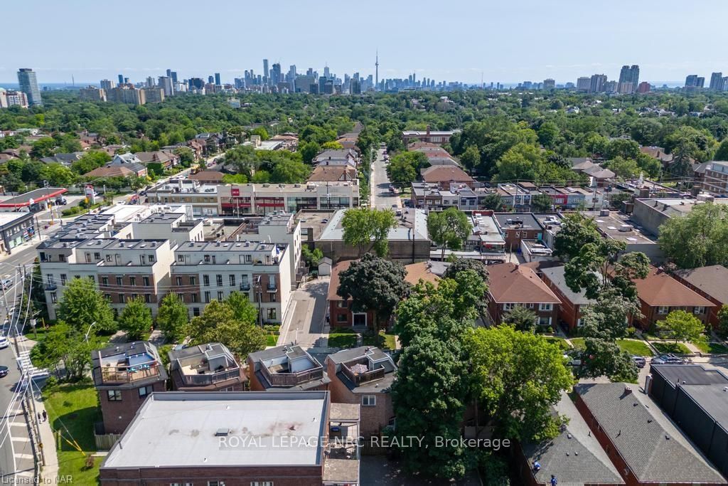 Photo 25 of 60 Burnaby Boulevard, Toronto, Lawrence Park South — HOMEH