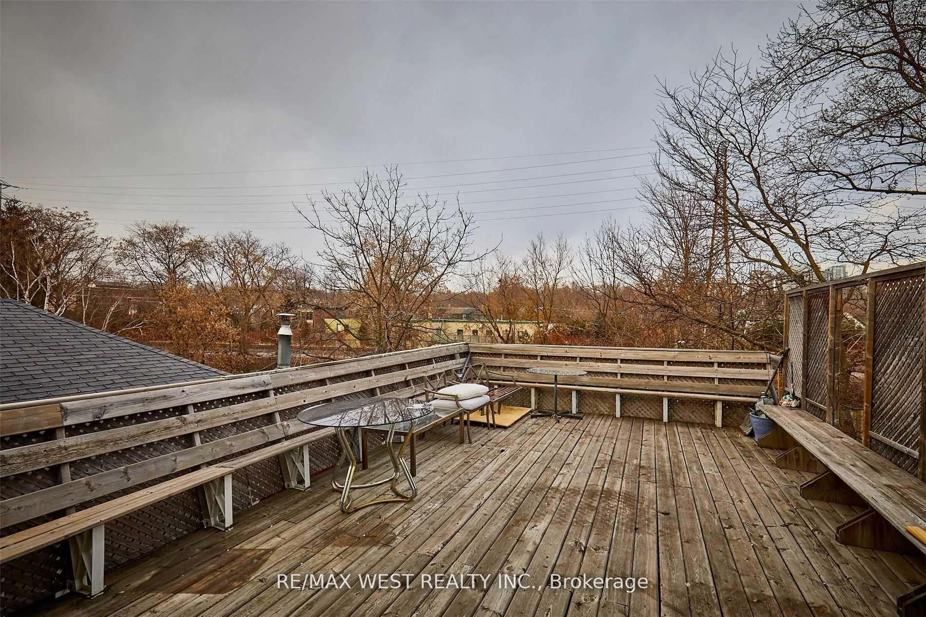 Photo 12 of Unit Upper, 28 Dupont Street, Toronto, The Annex — HOMEH