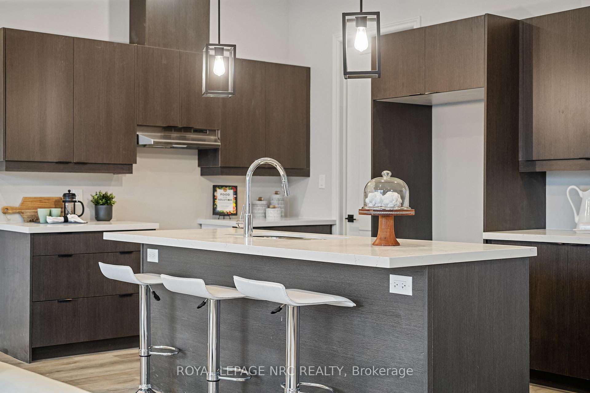 Photo 17 of 31 Beaverloch Drive, Thorold, Confederation Heights — HOMEH