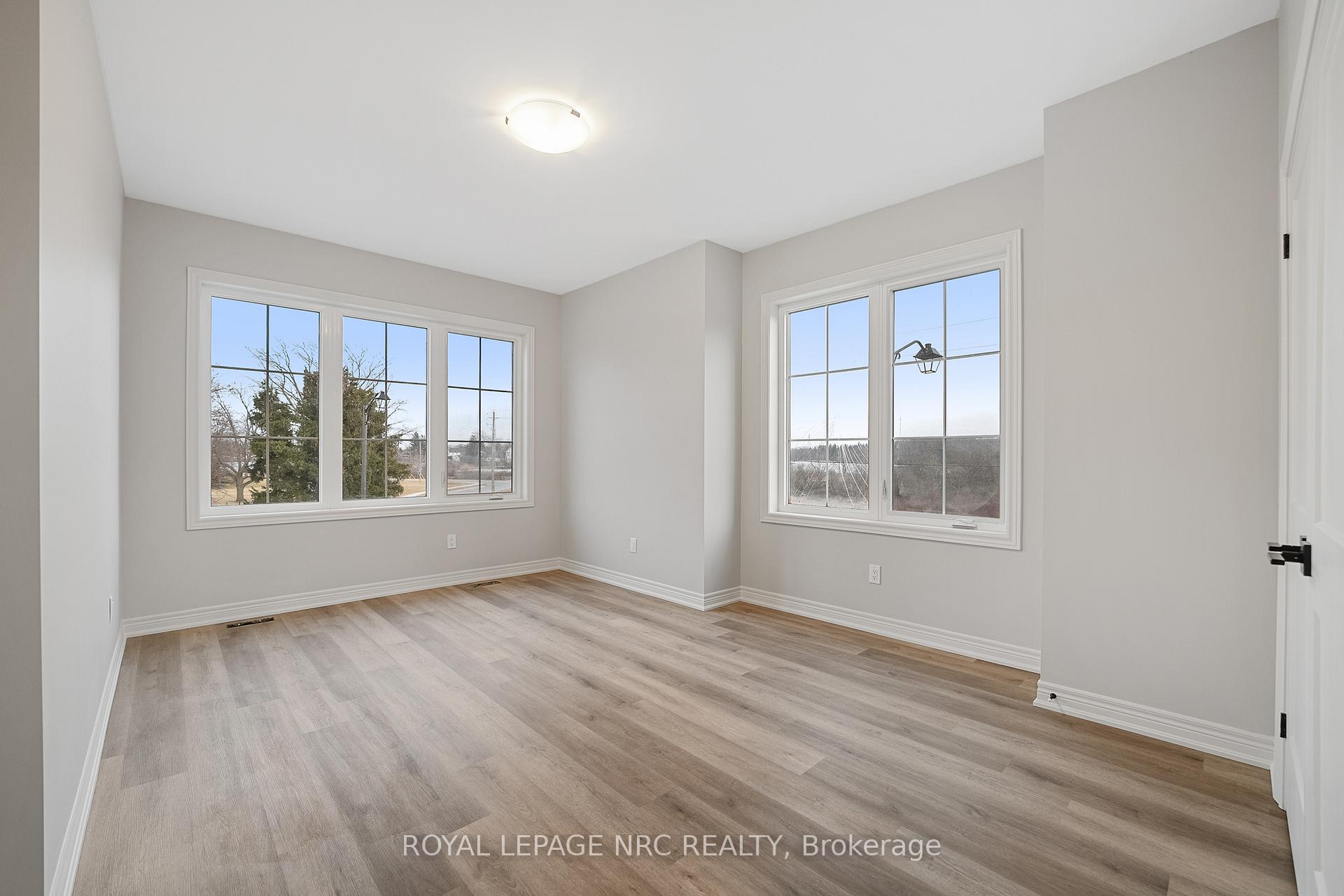 Photo 36 of 31 Beaverloch Drive, Thorold, Confederation Heights — HOMEH