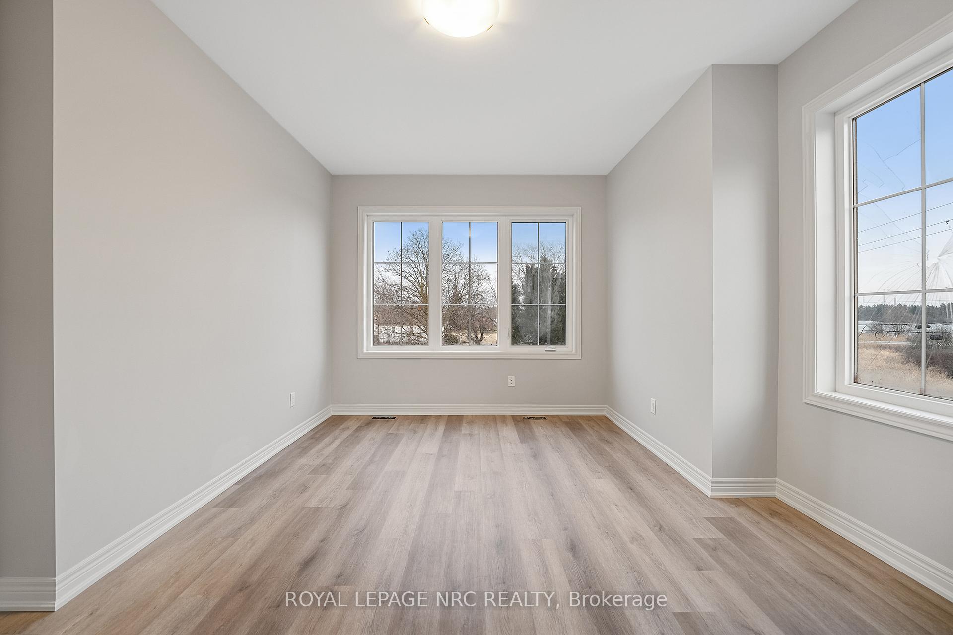 Photo 37 of 31 Beaverloch Drive, Thorold, Confederation Heights — HOMEH