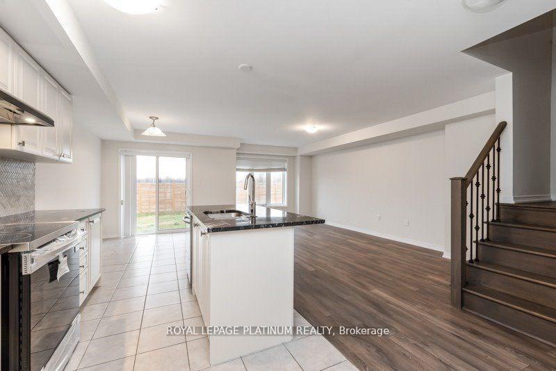 Photo 7 of 146 Esther Crescent, Thorold, Hurricane/Merrittville — HOMEH