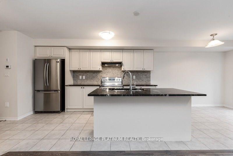 Photo 9 of 146 Esther Crescent, Thorold, Hurricane/Merrittville — HOMEH