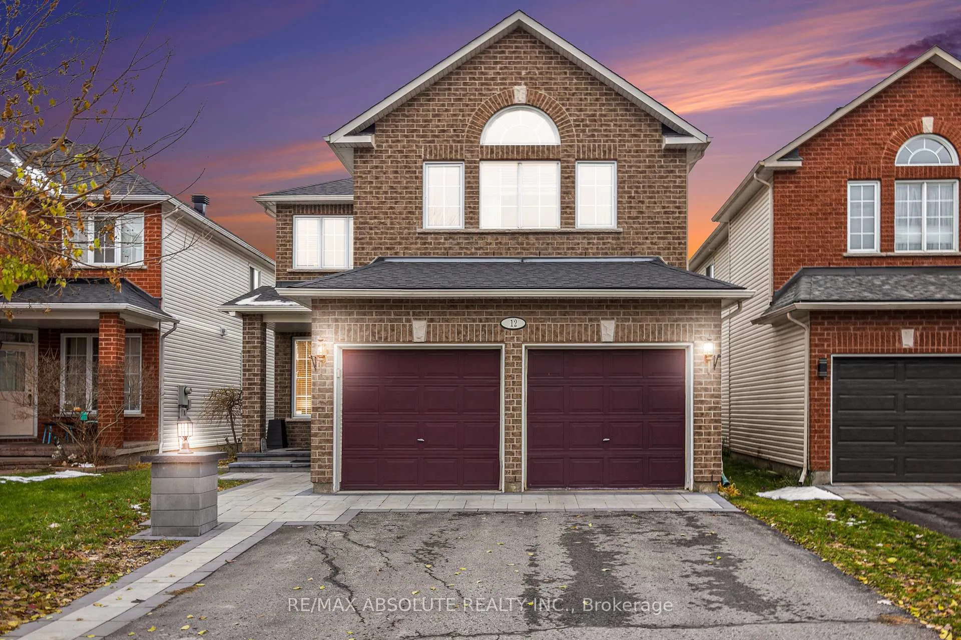 Photo 1 of 12 Oak Grove Street, Ottawa, Barrhaven East — HOMEH