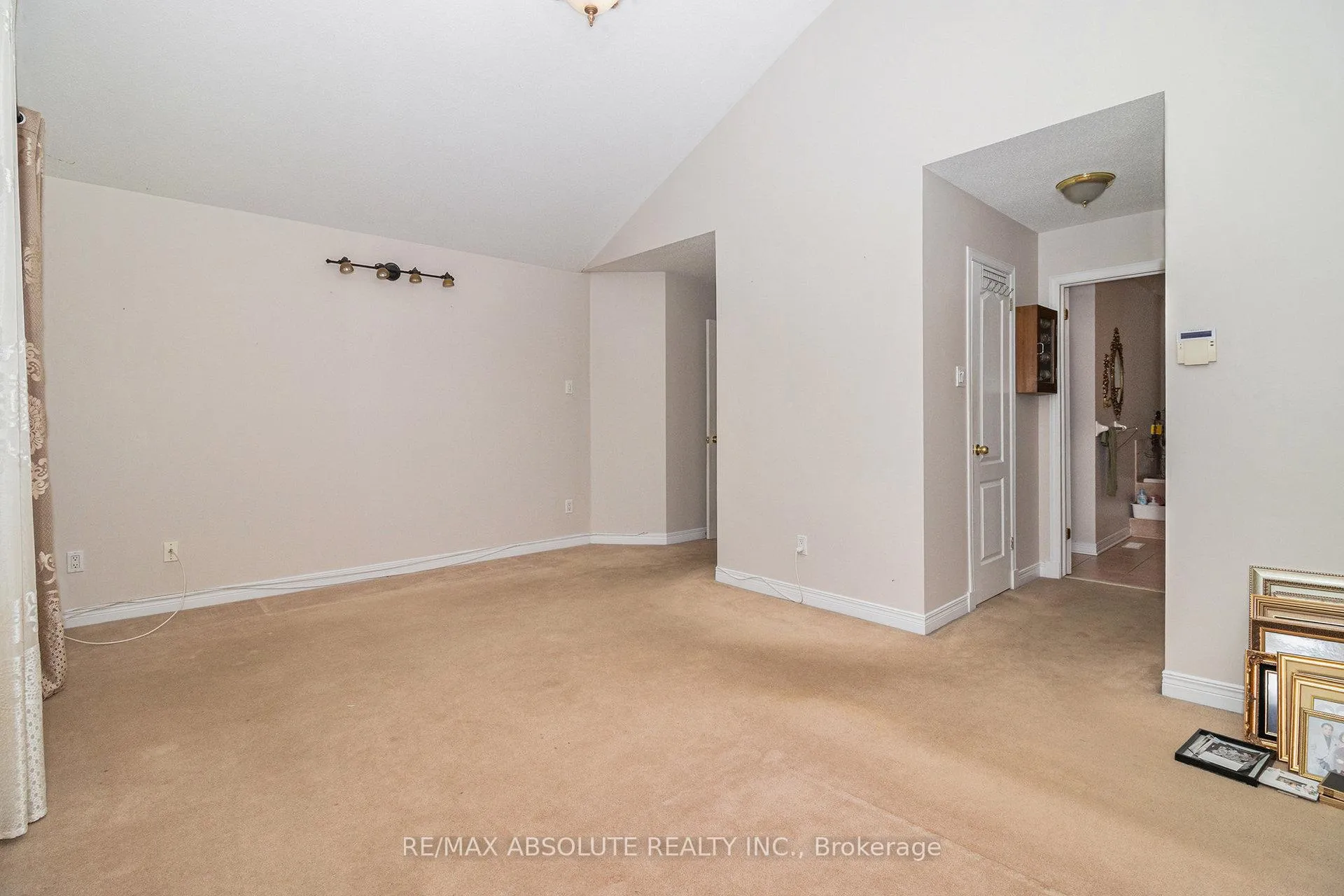 Photo 12 of 12 Oak Grove Street, Ottawa, Barrhaven East — HOMEH