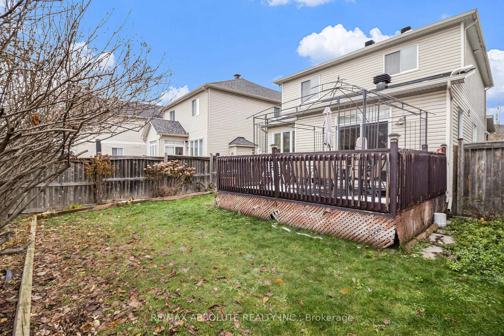 Photo 20 of 12 Oak Grove Street, Ottawa, Barrhaven East — HOMEH