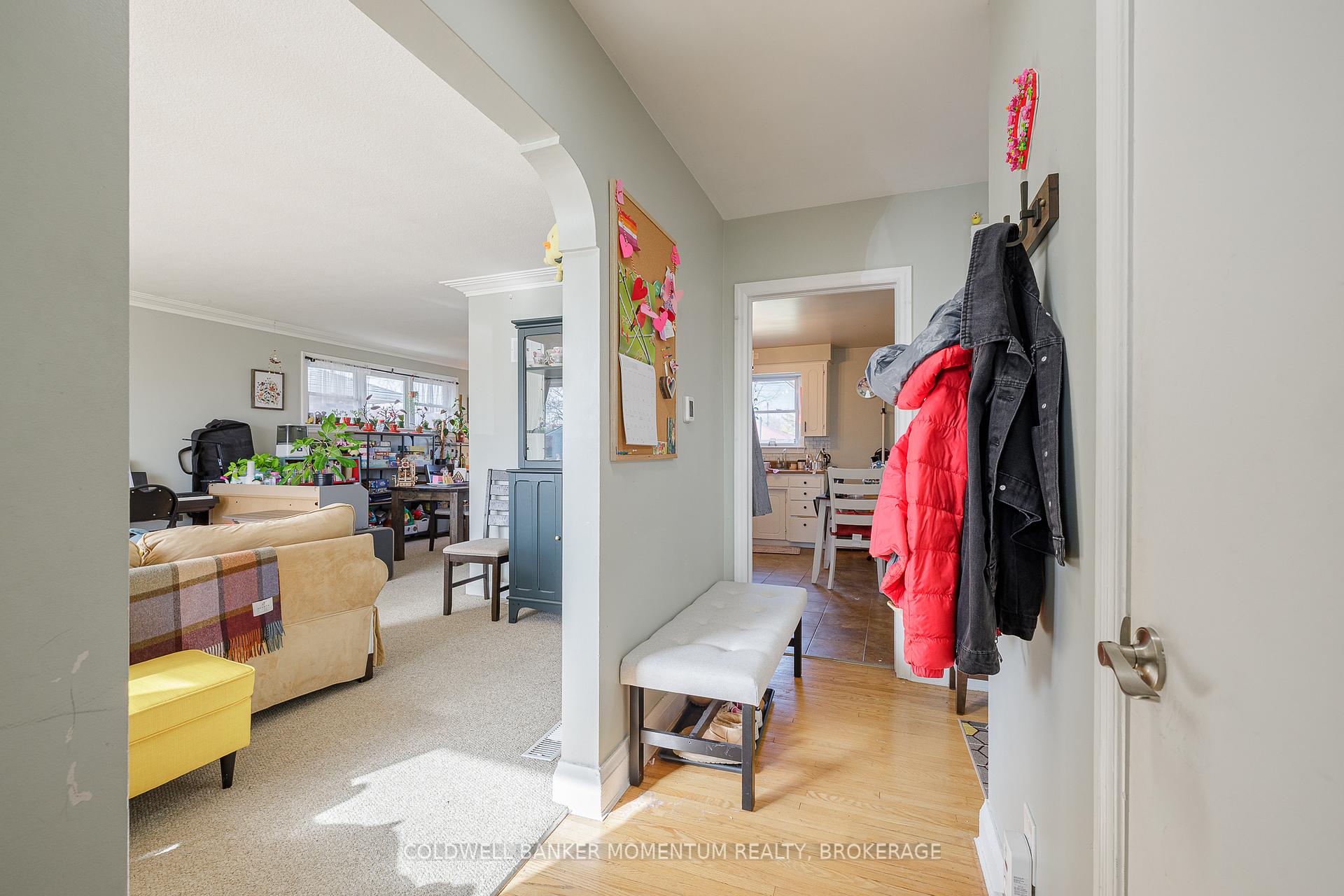 Photo 7 of 17 Mcmann Drive, Thorold, Thorold Downtown — HOMEH