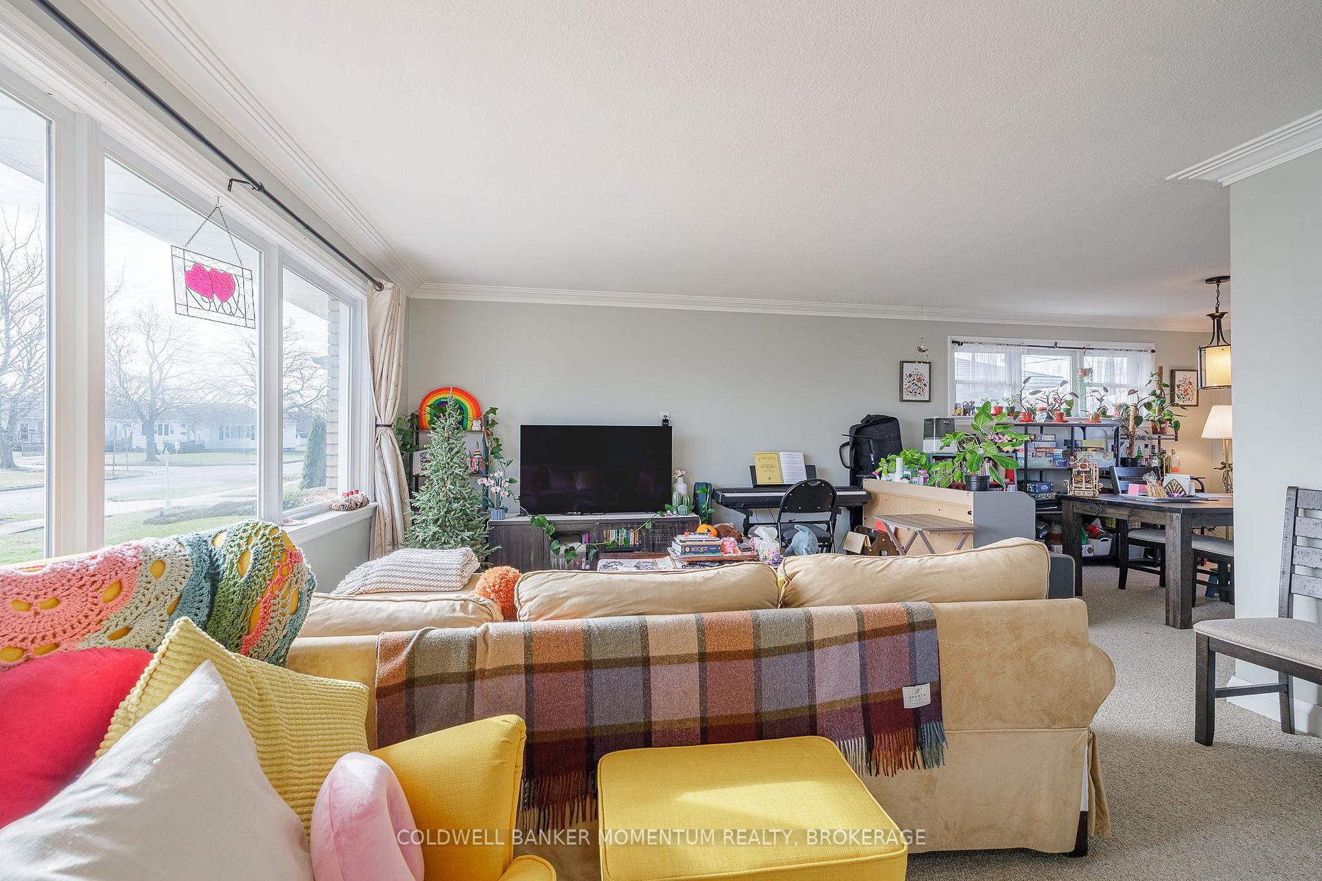 Photo 8 of 17 Mcmann Drive, Thorold, Thorold Downtown — HOMEH