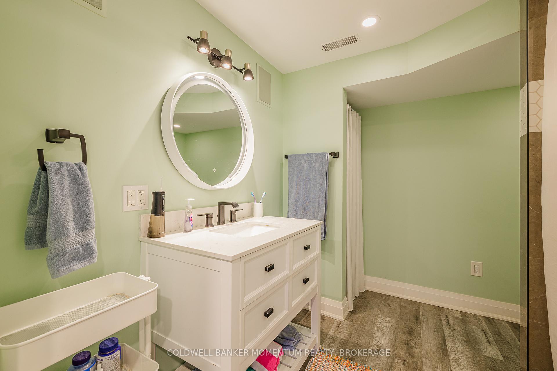 Photo 30 of 17 Mcmann Drive, Thorold, Thorold Downtown — HOMEH