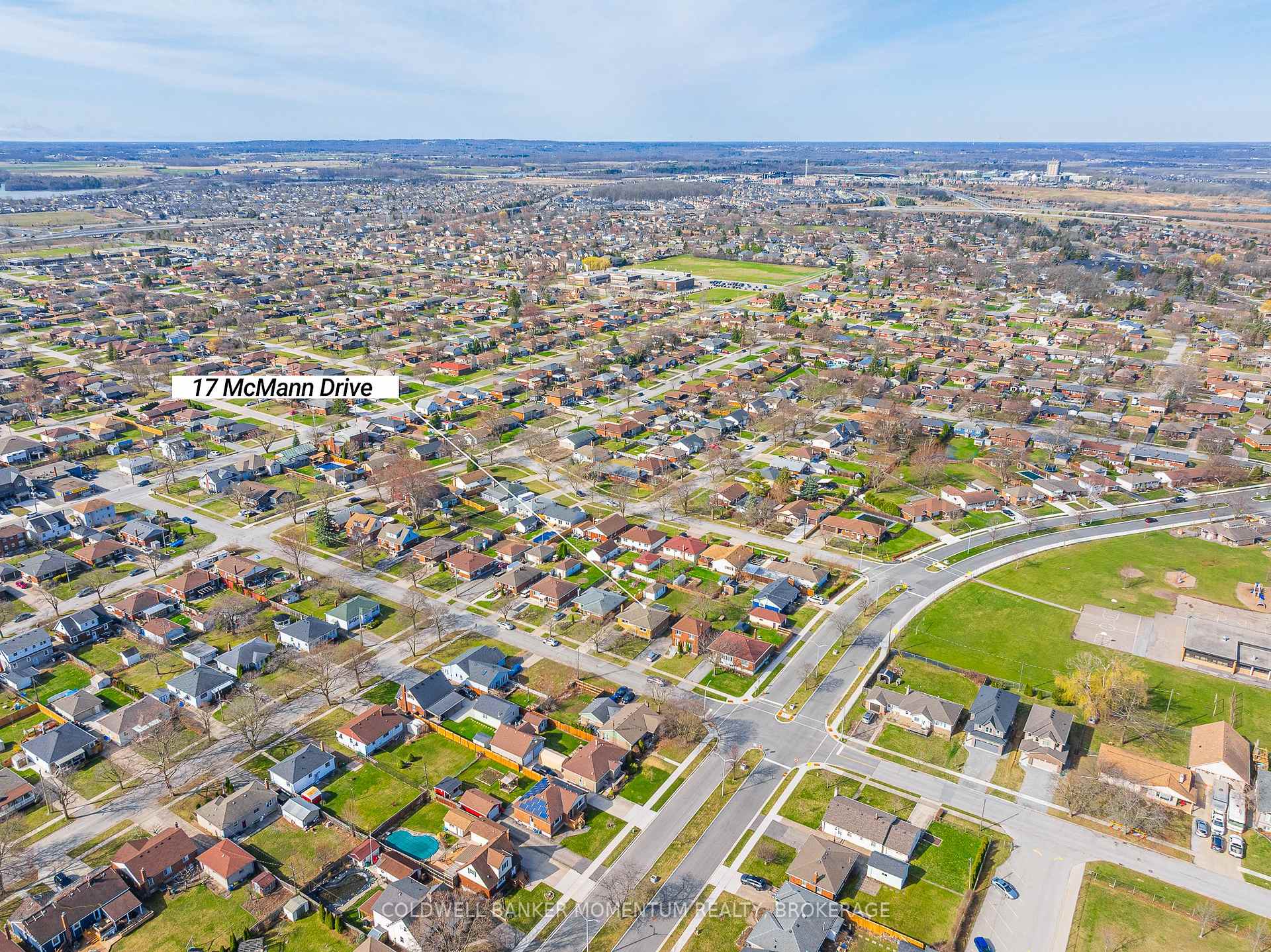 Photo 47 of 17 Mcmann Drive, Thorold, Thorold Downtown — HOMEH