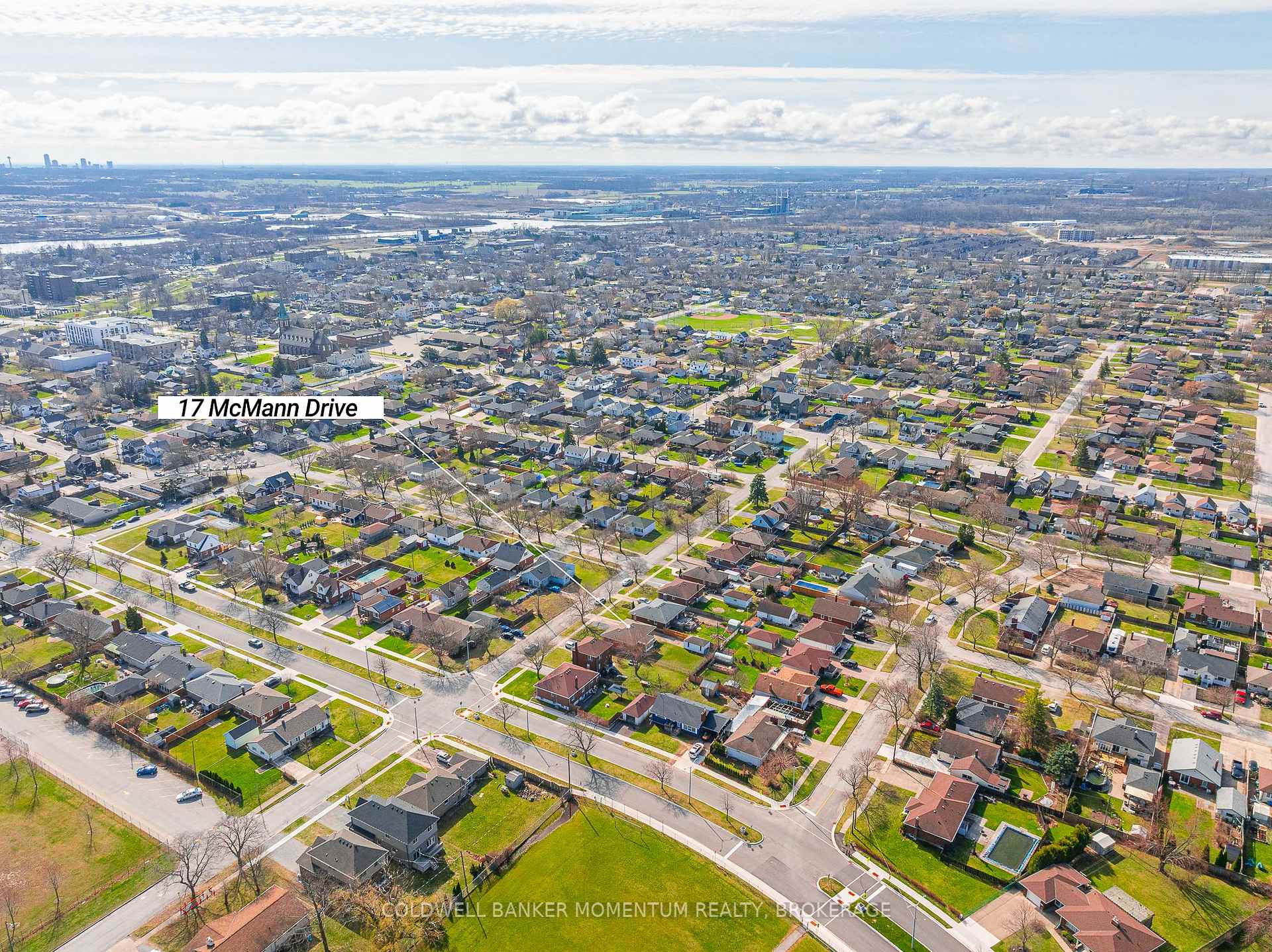 Photo 48 of 17 Mcmann Drive, Thorold, Thorold Downtown — HOMEH