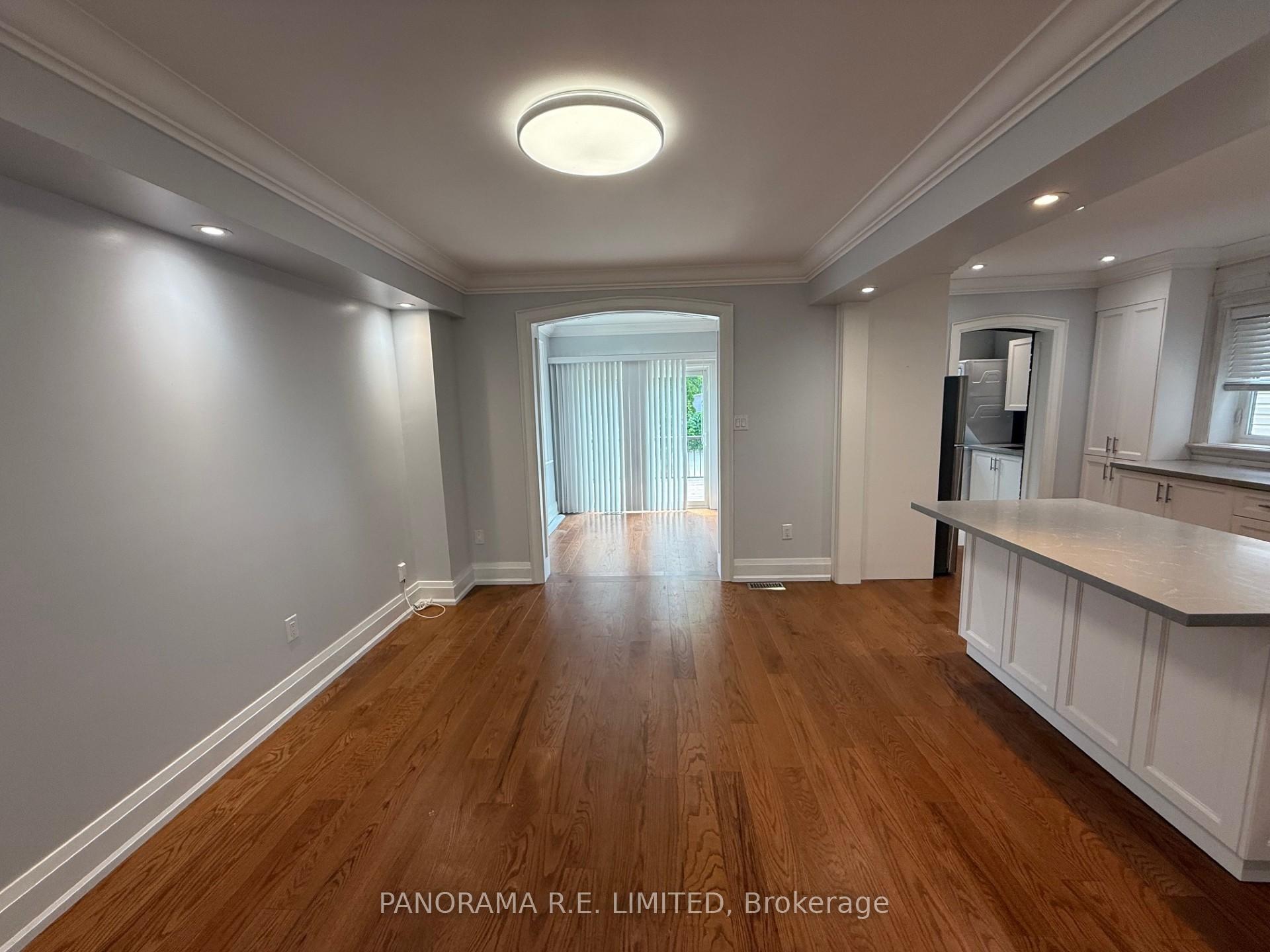 Photo 3 of 25 Heydon Park Road, Toronto, Little Portugal — HOMEH