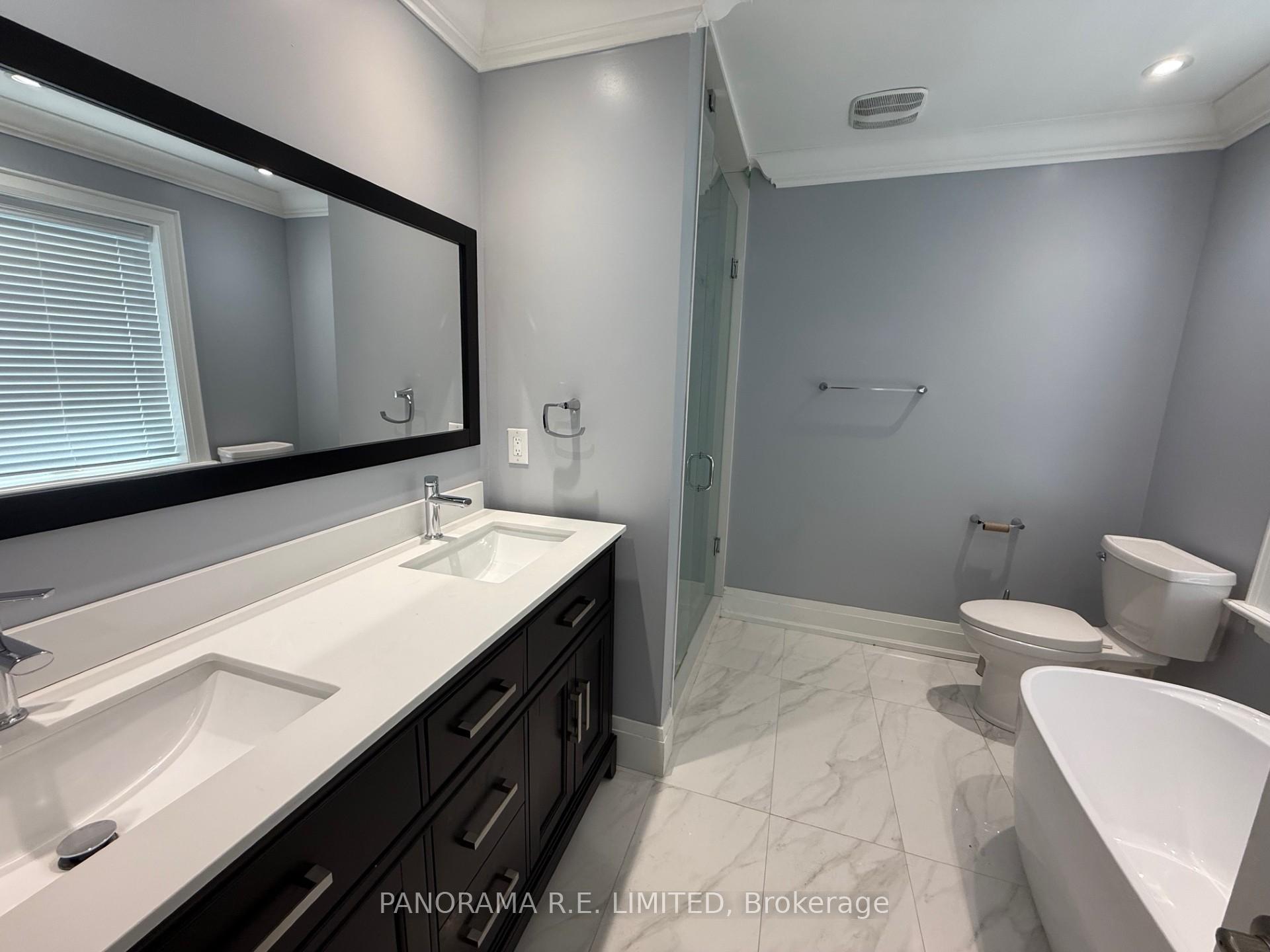 Photo 12 of 25 Heydon Park Road, Toronto, Little Portugal — HOMEH