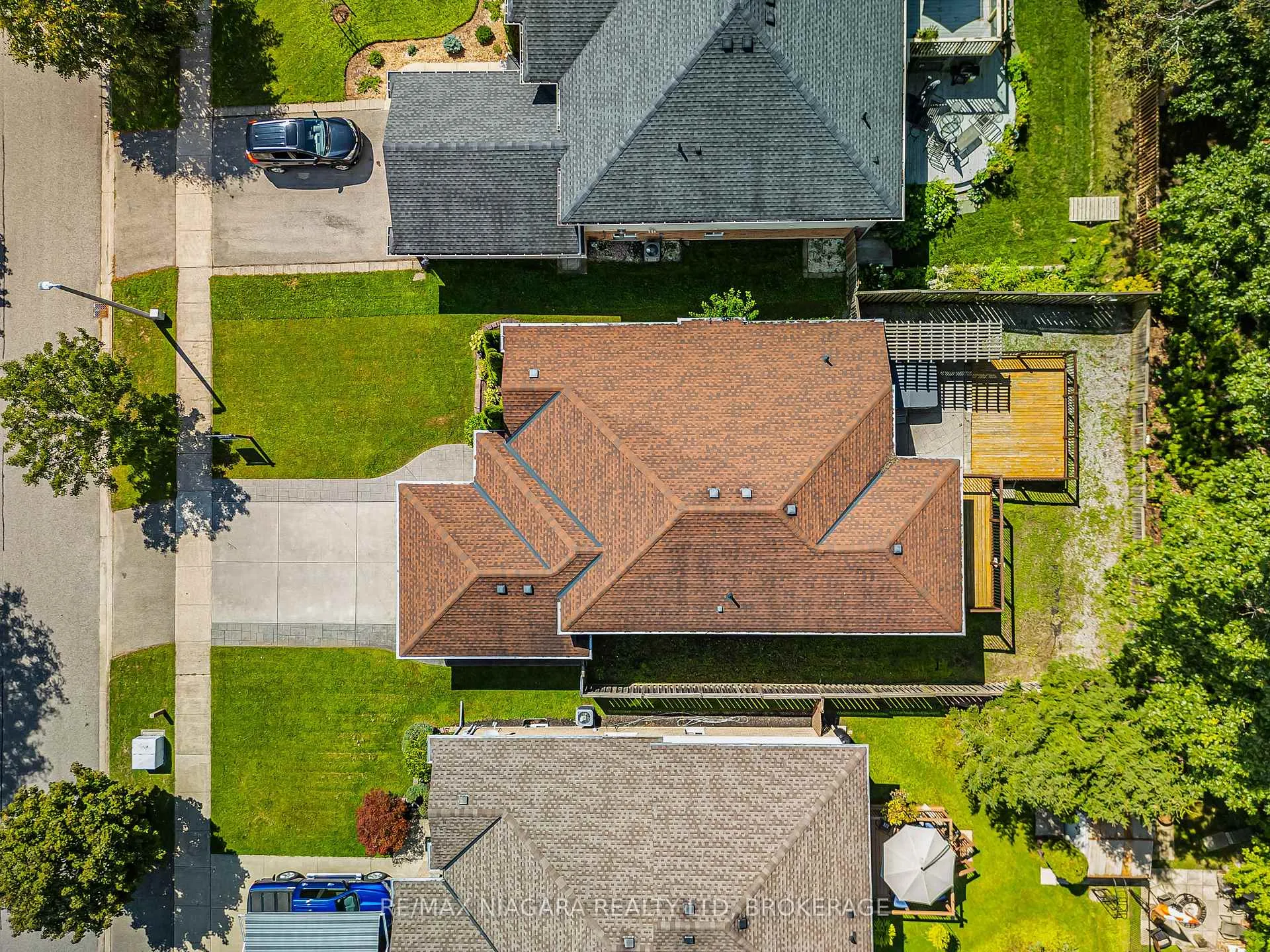 Photo 43 of 113 Foxtail Avenue, Welland, West Welland — HOMEH