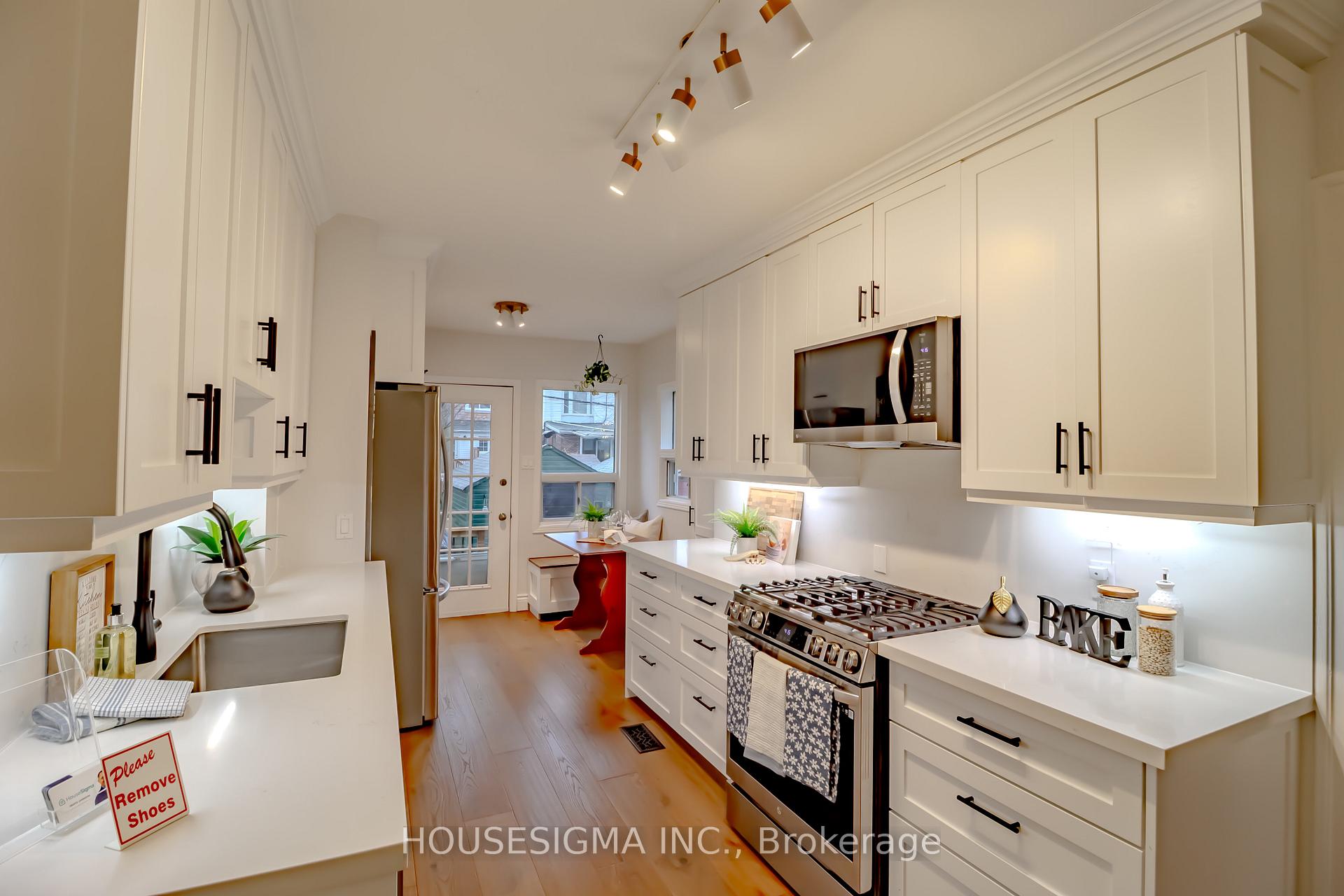 Photo 17 of 149 Queensdale Avenue, Toronto, Danforth Village-East York — HOMEH