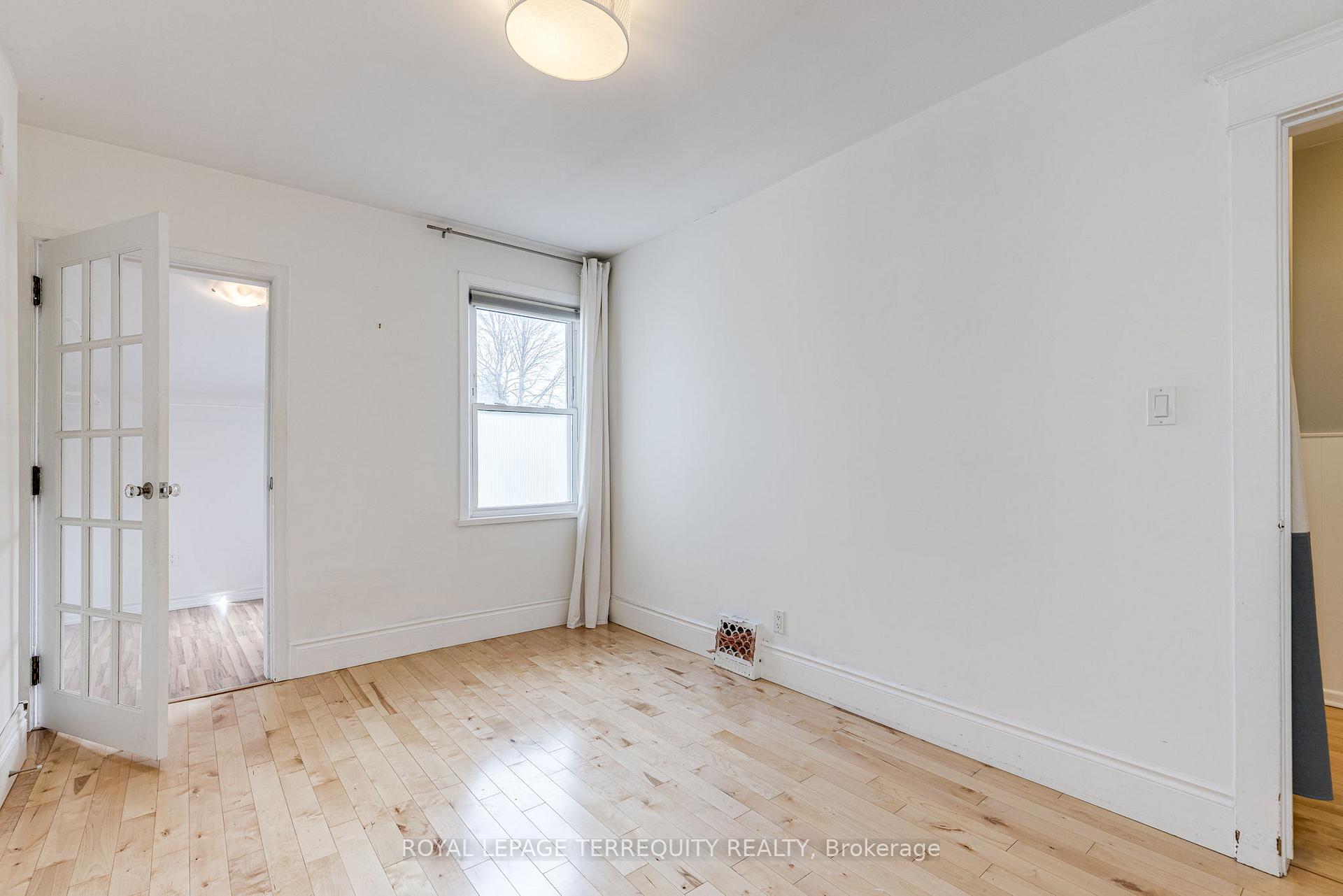 Photo 18 of Unit Upper, 100 Barton Avenue, Toronto, The Annex — HOMEH
