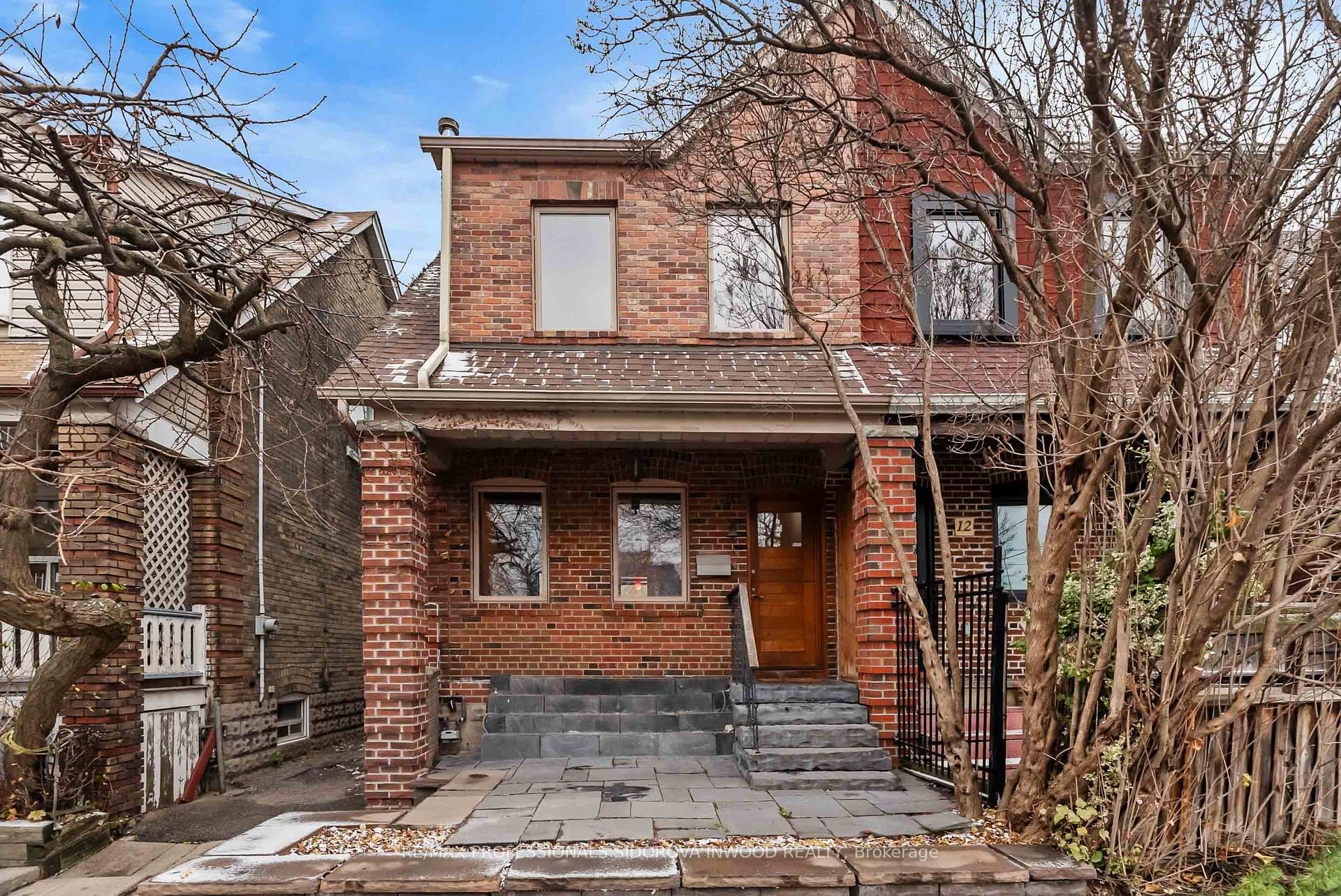 Photo 1 of 10 St David Street, Toronto, Regent Park — HOMEH