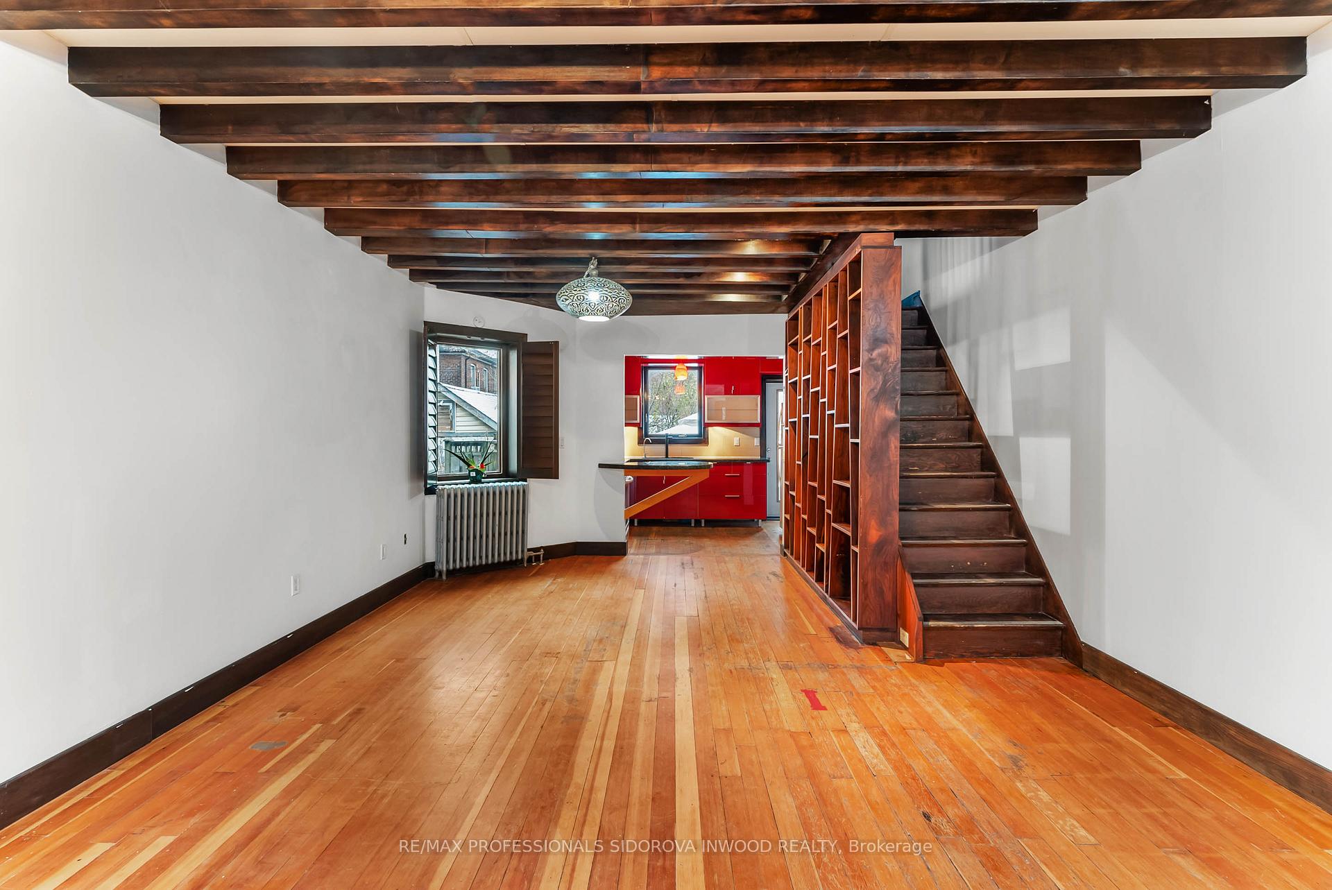 Photo 5 of 10 St David Street, Toronto, Regent Park — HOMEH