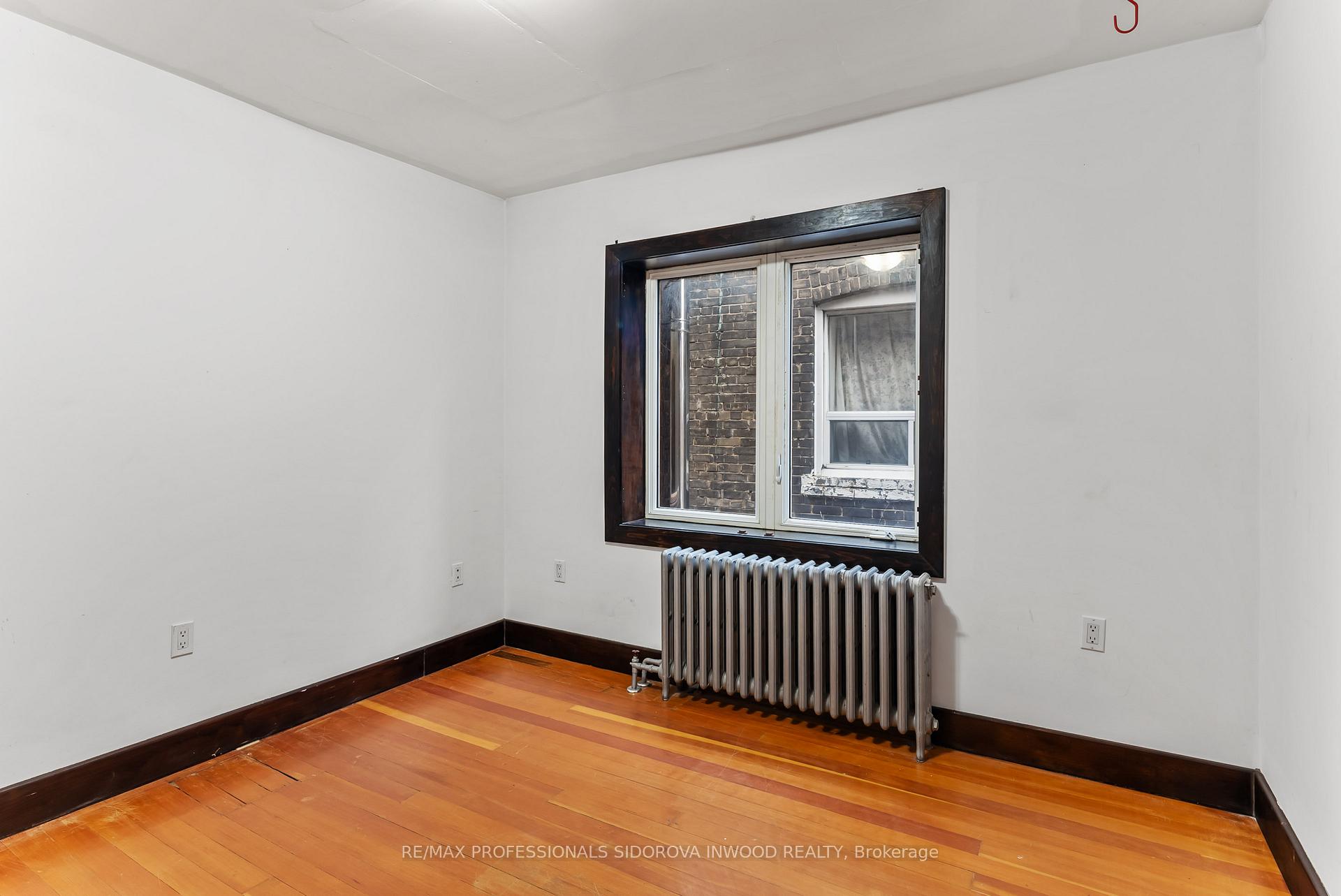 Photo 19 of 10 St David Street, Toronto, Regent Park — HOMEH