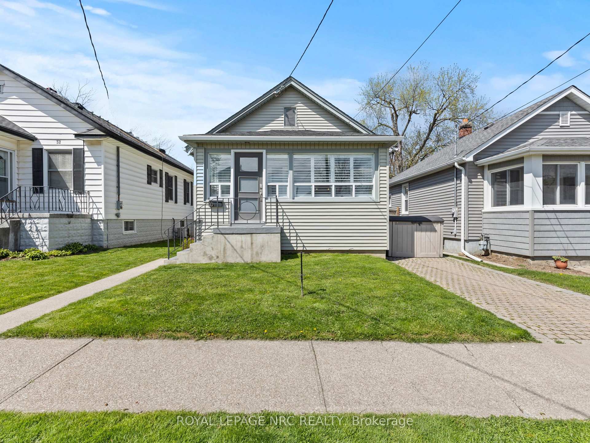 Photo 2 of 30 Ann Street, Thorold, Thorold Downtown — HOMEH