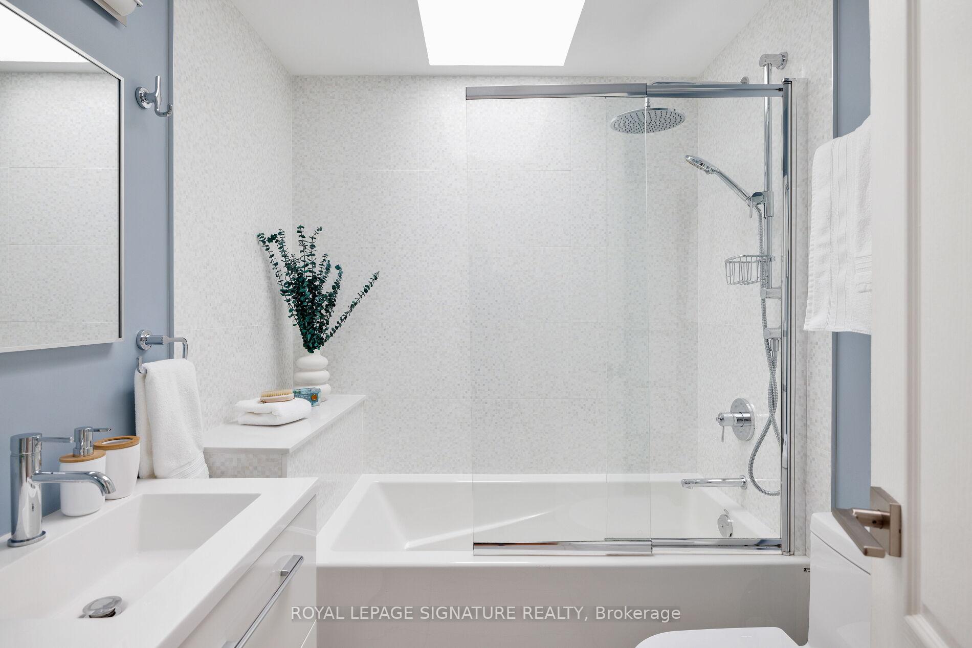 Photo 22 of 224 Floyd Avenue, Toronto, Danforth Village-East York — HOMEH