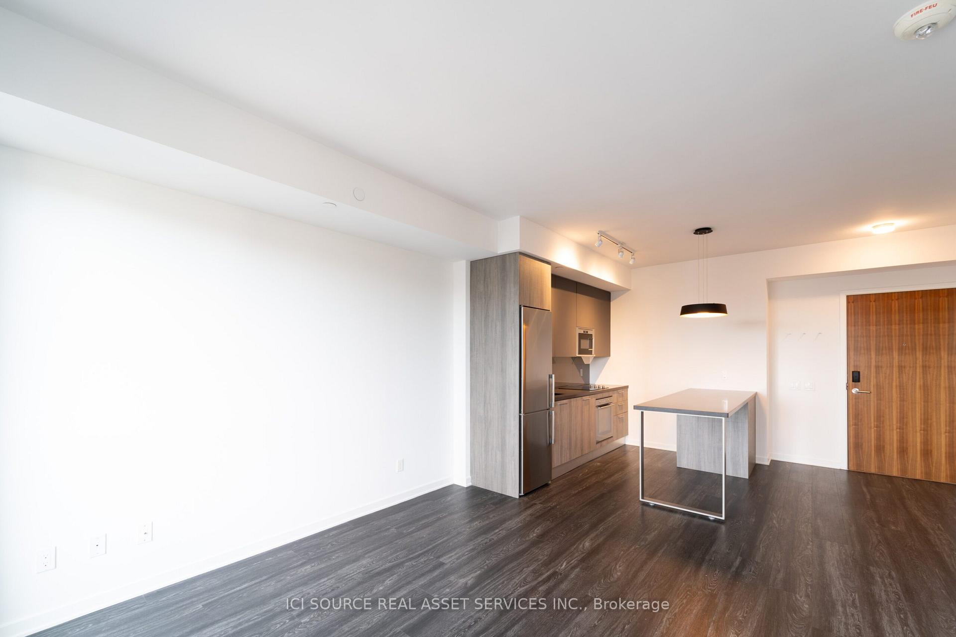 Photo 4 of Unit 1807, 25 Selby Street, Toronto, North St. James Town — HOMEH