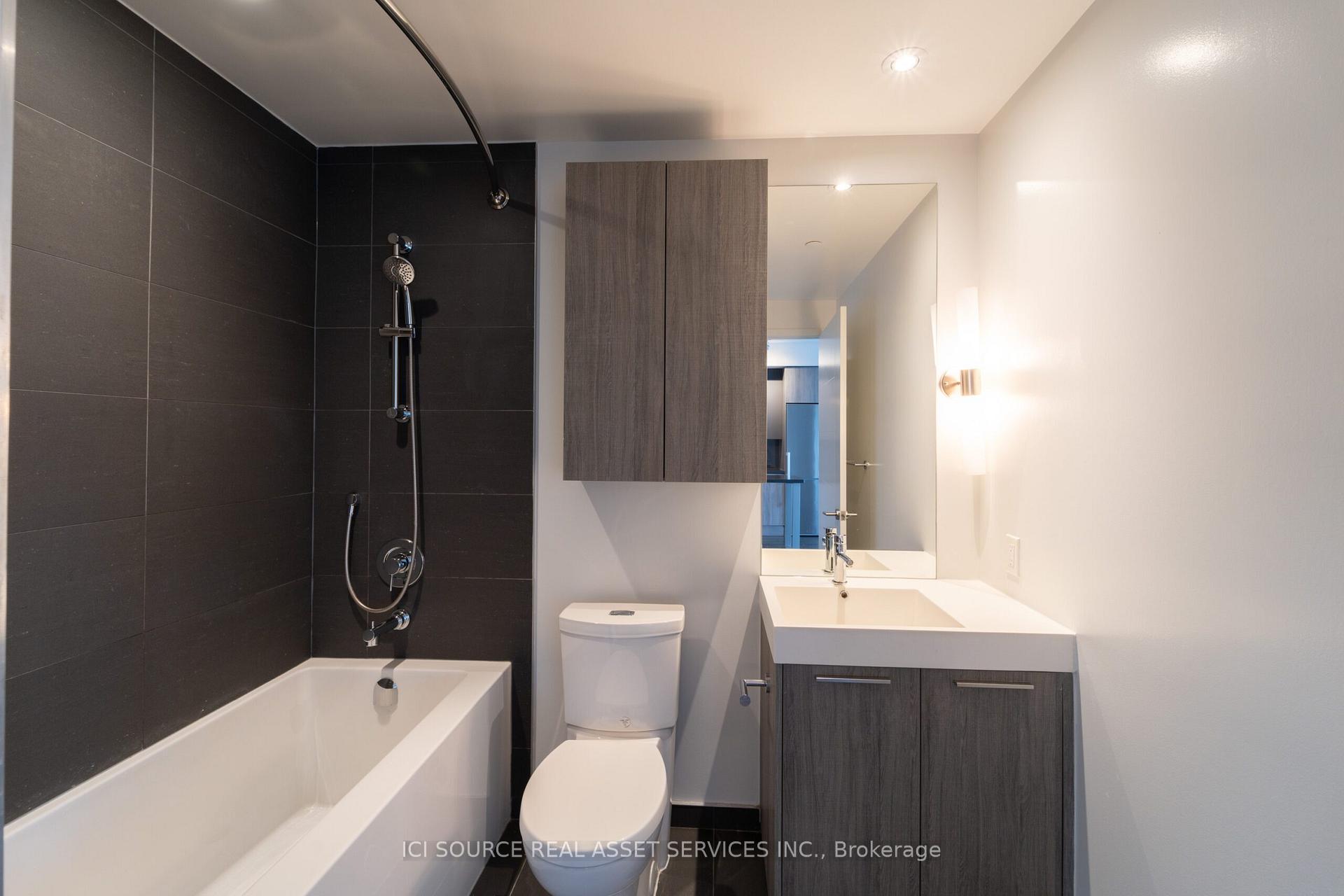 Photo 14 of Unit 1807, 25 Selby Street, Toronto, North St. James Town — HOMEH