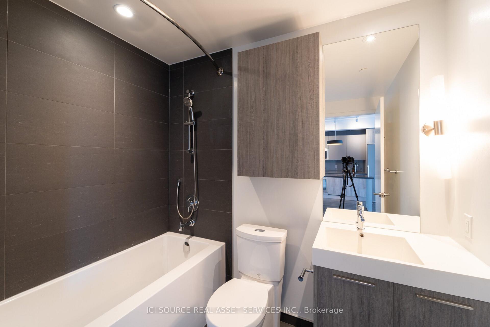 Photo 15 of Unit 1807, 25 Selby Street, Toronto, North St. James Town — HOMEH