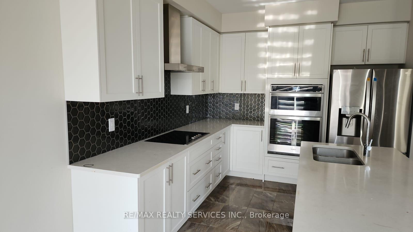 Photo 13 of 51 Sugar May Avenue E, Thorold, Rolling Meadows — HOMEH