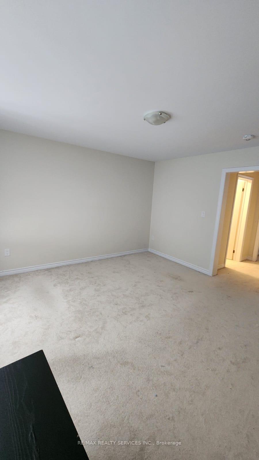 Photo 20 of 51 Sugar May Avenue E, Thorold, Rolling Meadows — HOMEH
