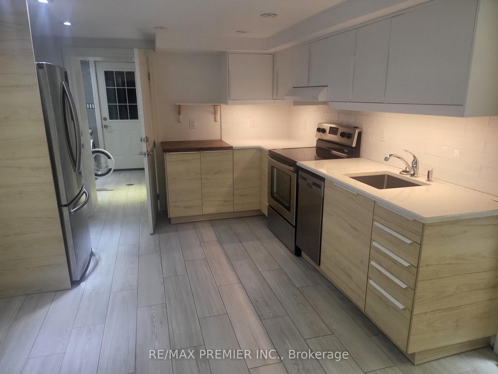 Photo 7 of Unit Bsmt, 287 Lisgar Street, Toronto, Little Portugal — HOMEH