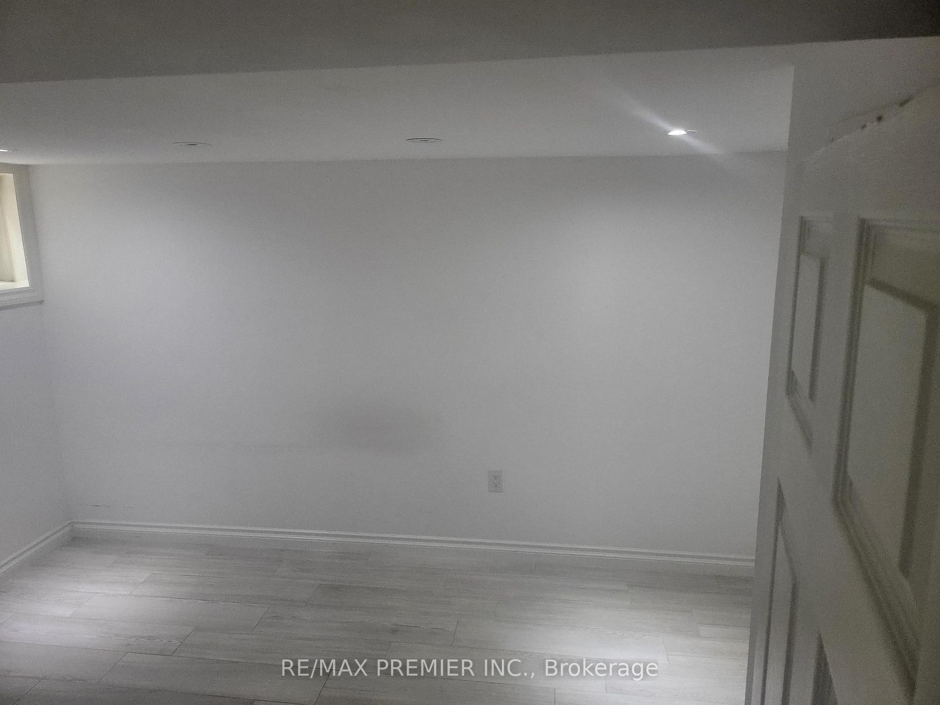 Photo 10 of Unit Bsmt, 287 Lisgar Street, Toronto, Little Portugal — HOMEH