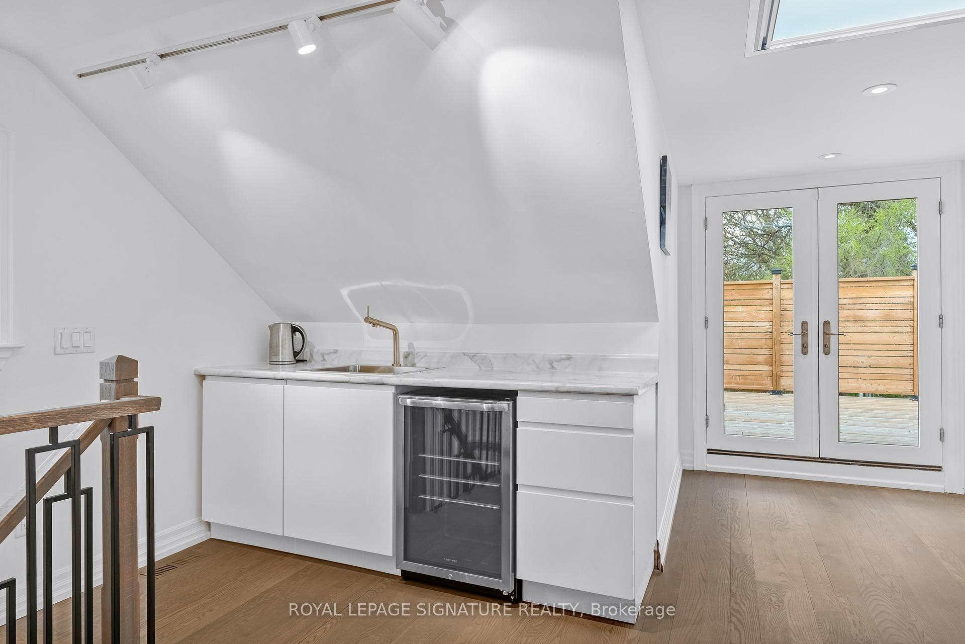 Photo 25 of 37 Fairside Avenue, Toronto, Danforth Village-East York — HOMEH