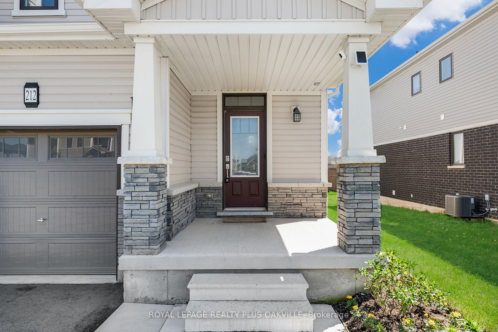Photo 3 of 212 Explorer Way, Thorold, Rolling Meadows — HOMEH