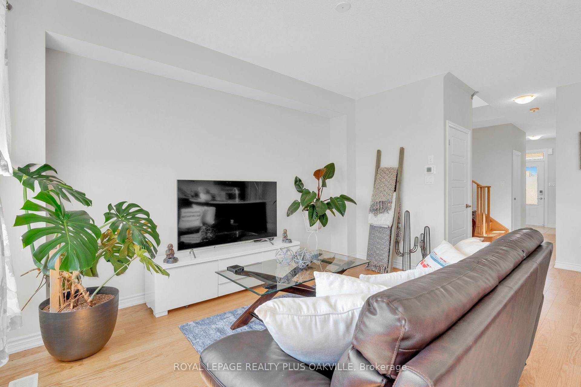 Photo 20 of 212 Explorer Way, Thorold, Rolling Meadows — HOMEH