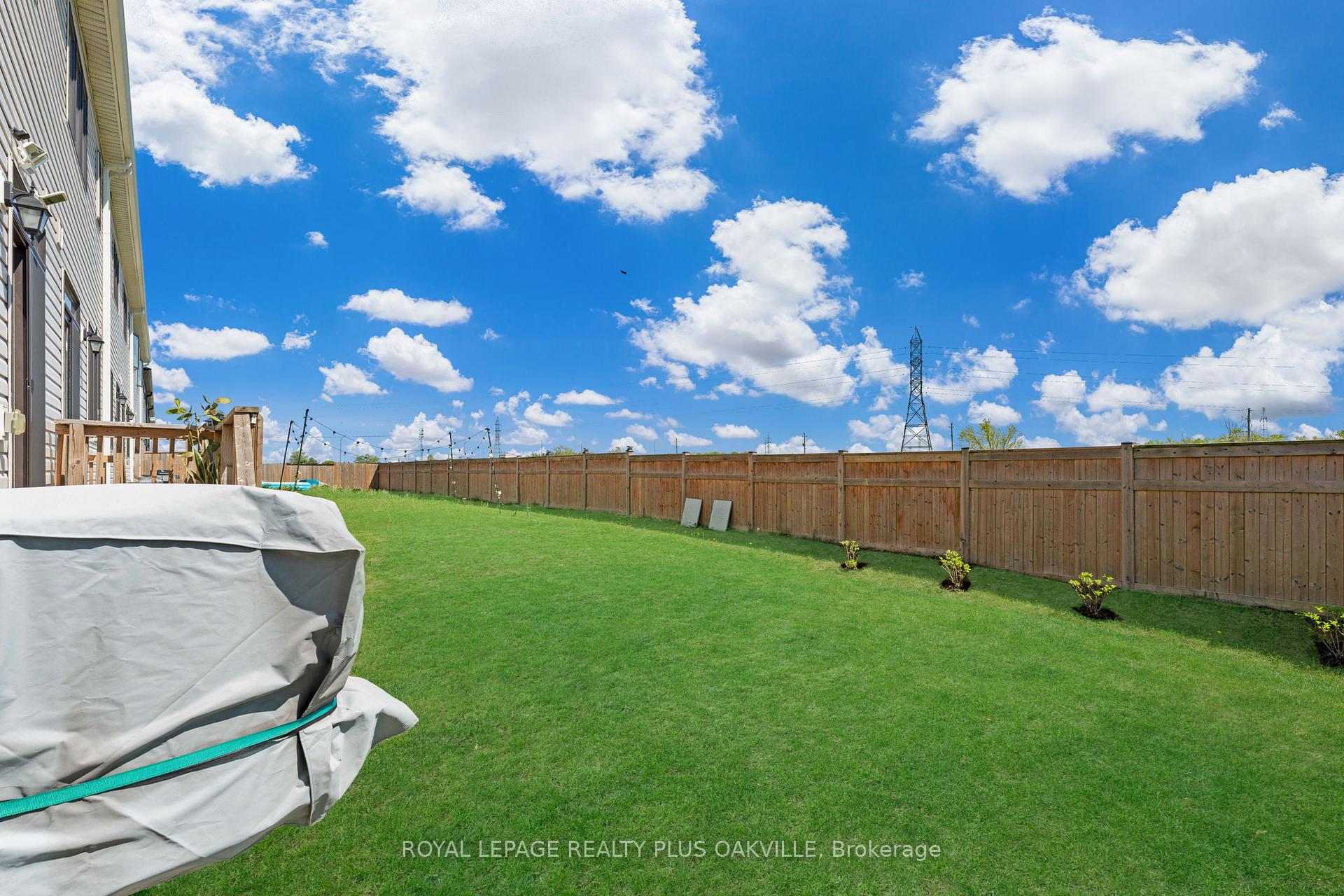 Photo 43 of 212 Explorer Way, Thorold, Rolling Meadows — HOMEH