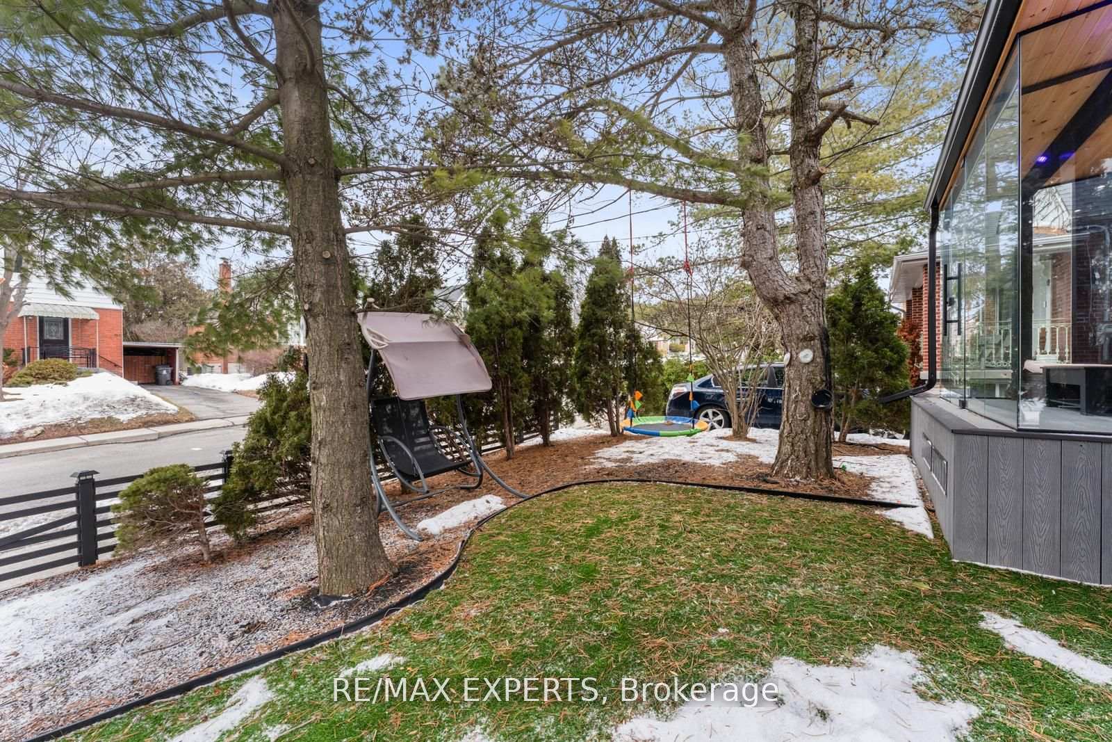 Photo 3 of 85 Tiago Avenue, Toronto, O'Connor-Parkview — HOMEH