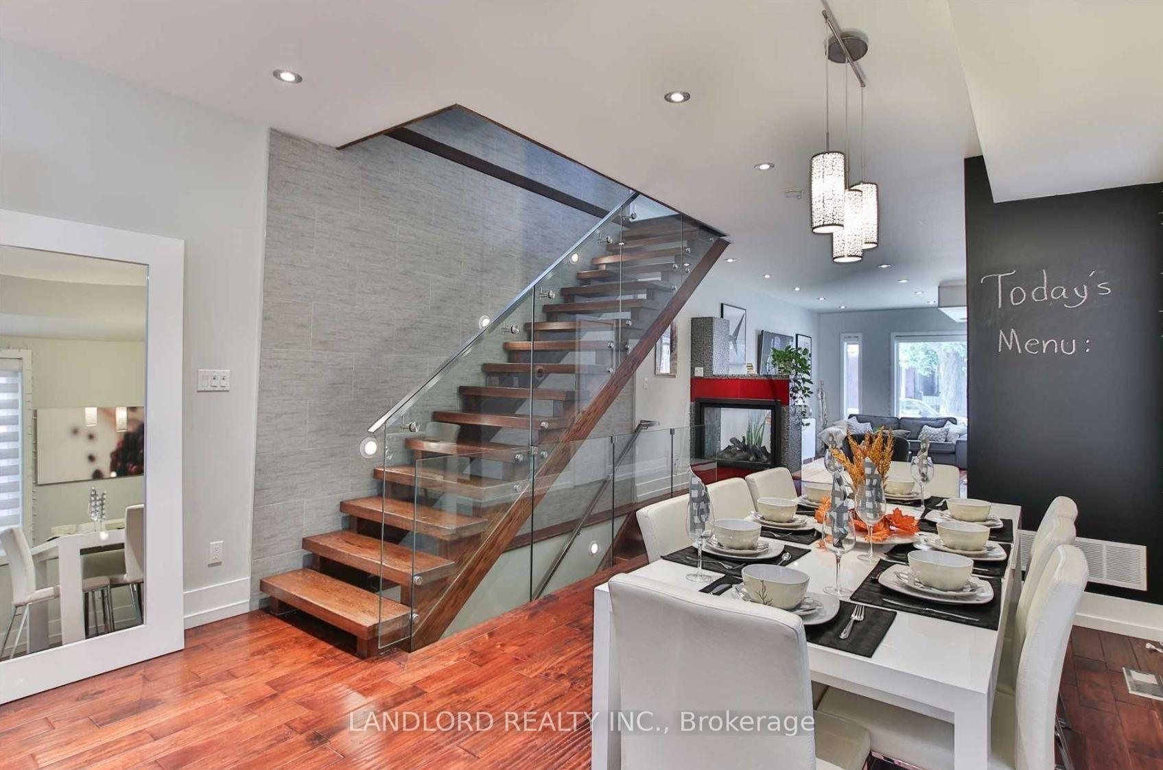 Photo 4 of 11 Garnet Avenue, Toronto, The Annex — HOMEH