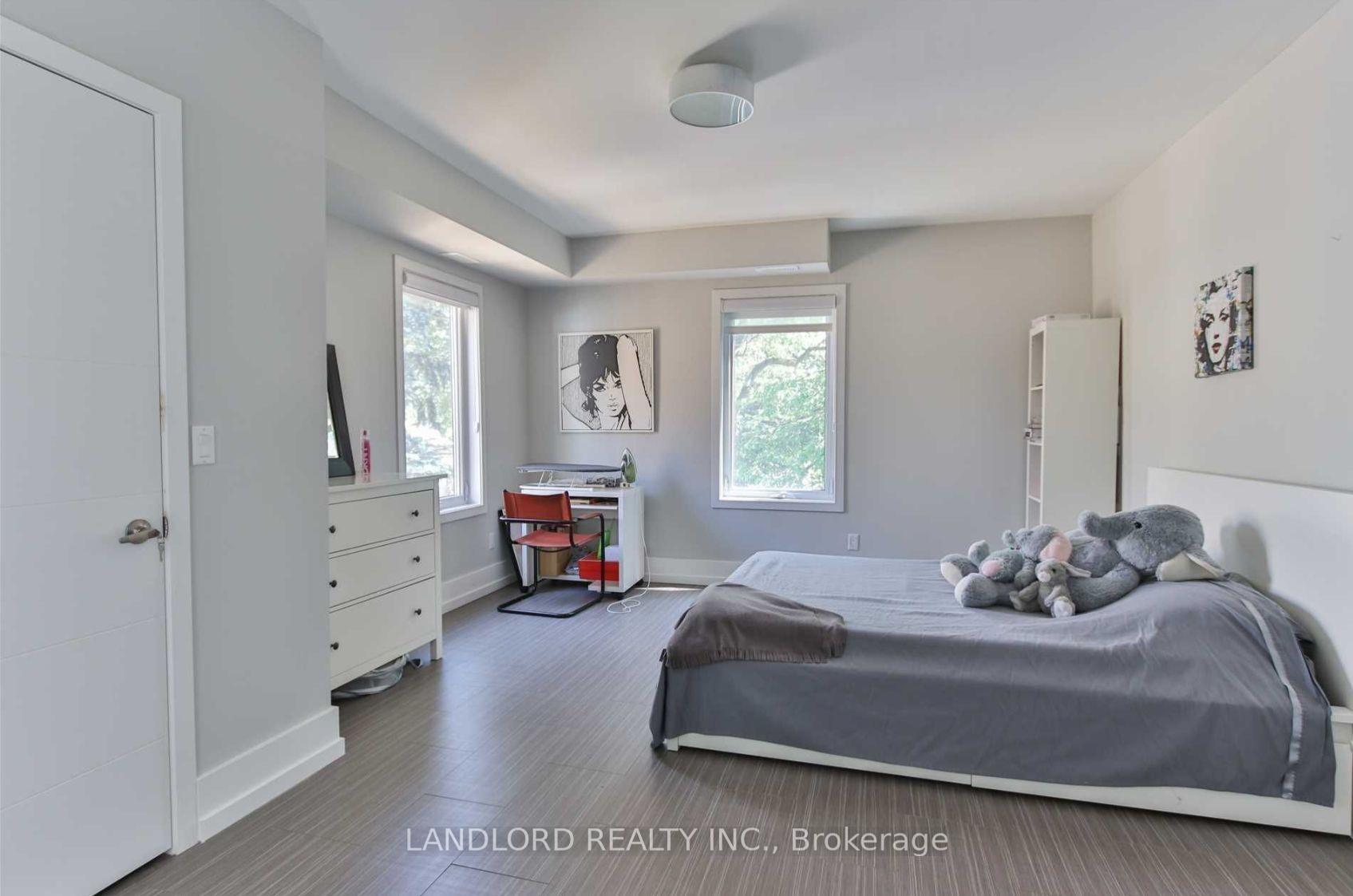 Photo 9 of 11 Garnet Avenue, Toronto, The Annex — HOMEH