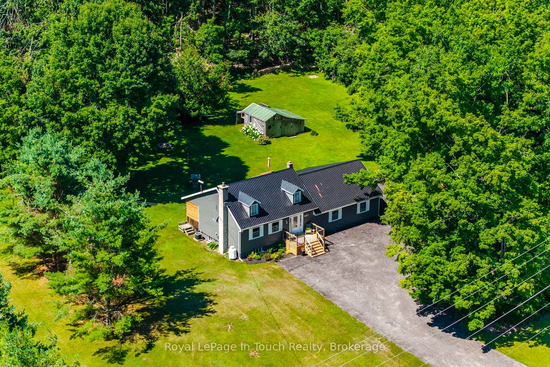 Photo 3 of 507 Lafontaine Road E, Tiny, Rural Tiny — HOMEH