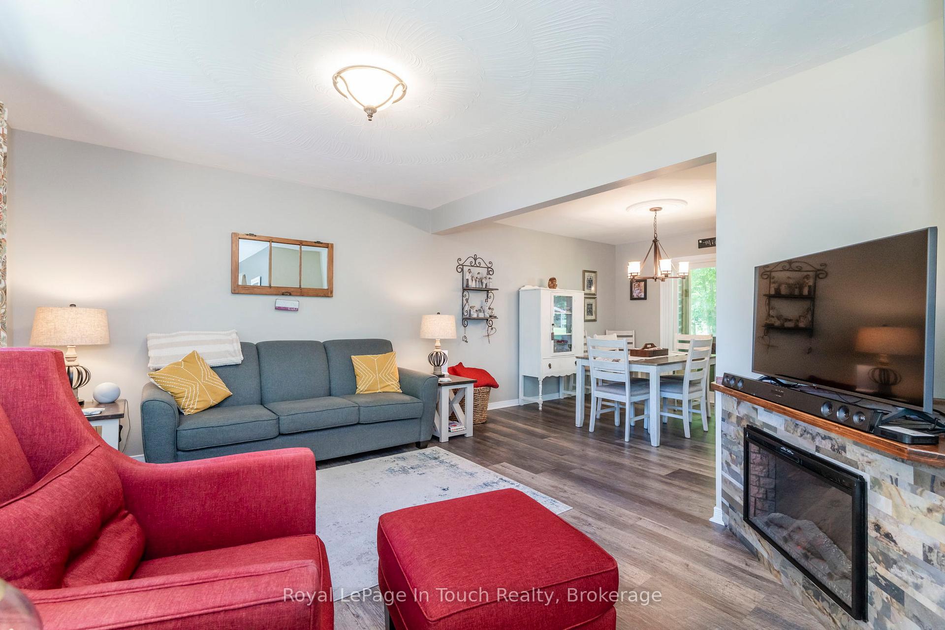 Photo 9 of 507 Lafontaine Road E, Tiny, Rural Tiny — HOMEH